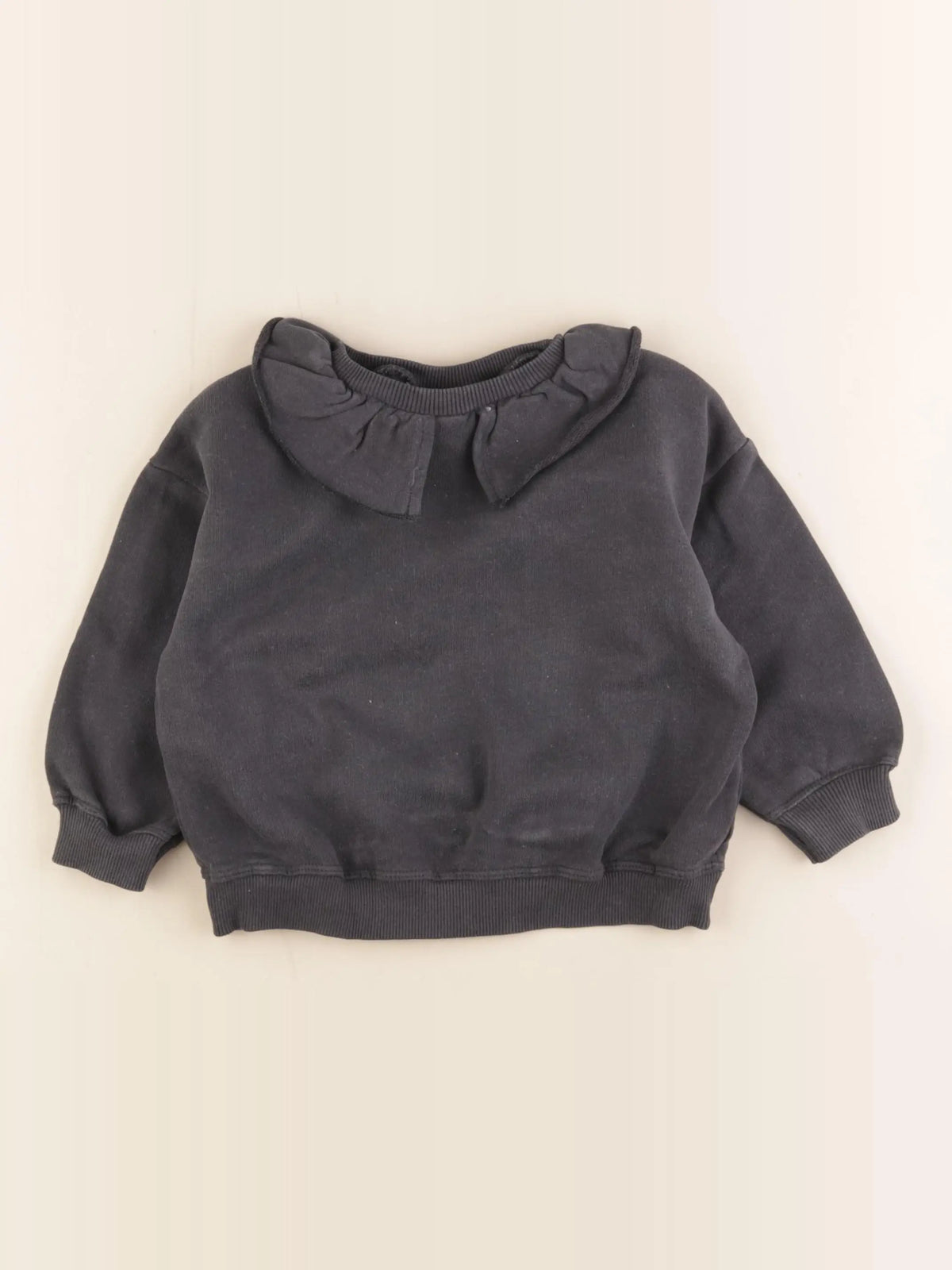 Zara - sweat noir - 12/18 mois