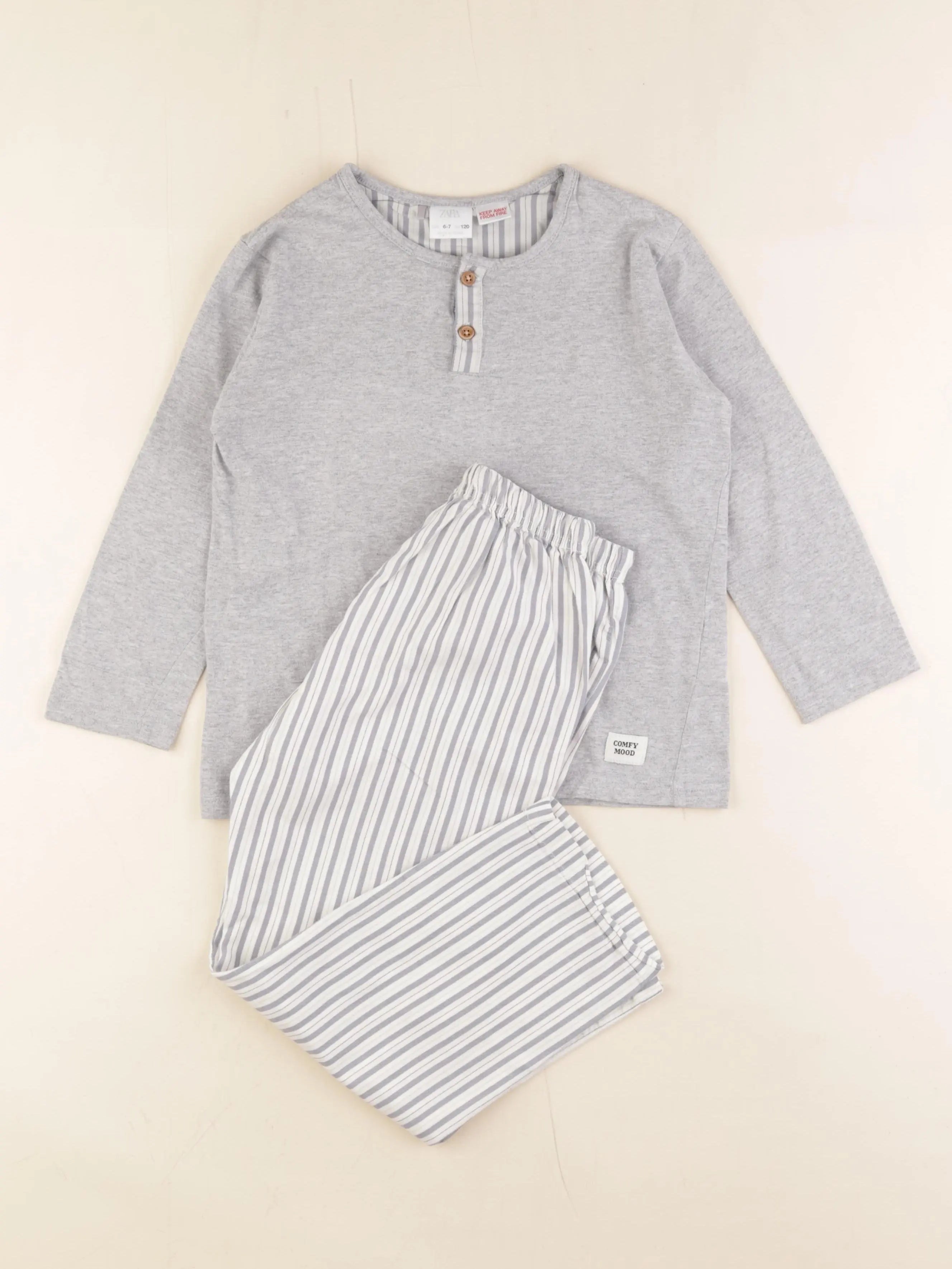Zara - pyjama coton gris - 6/7 ans
