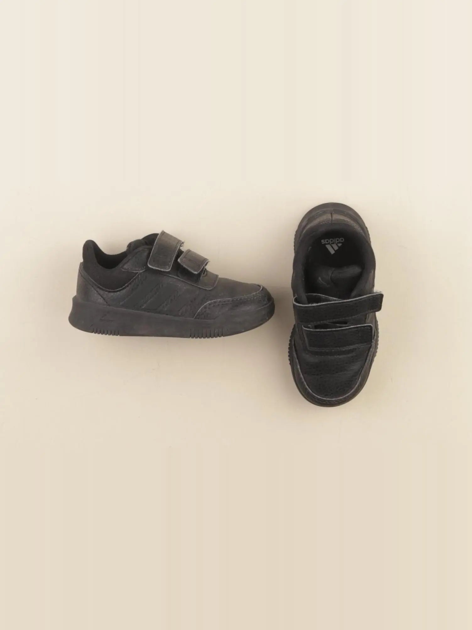 Adidas - baskets noir - pointure 23