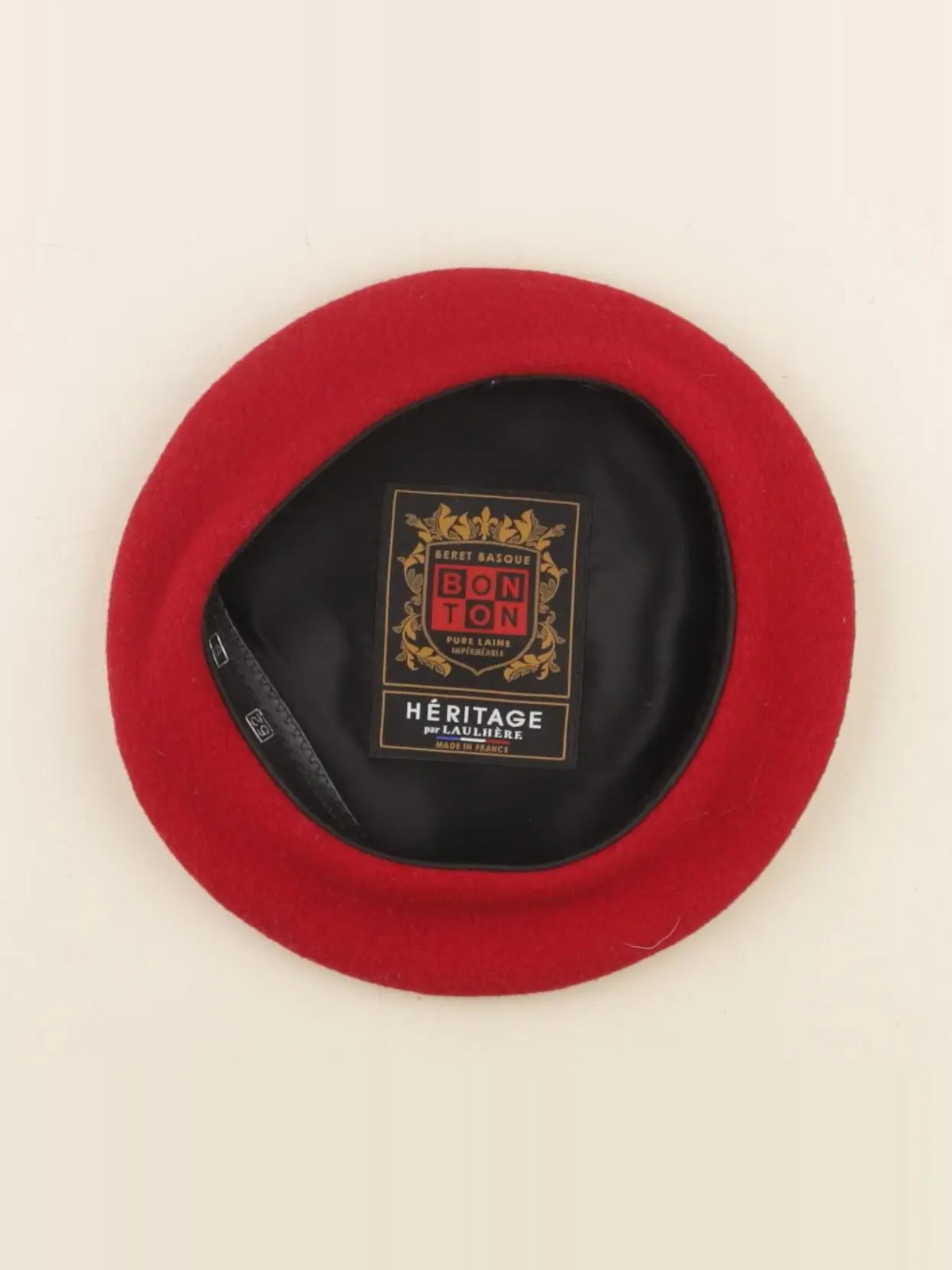 Bonton - béret rouge - 9 ans