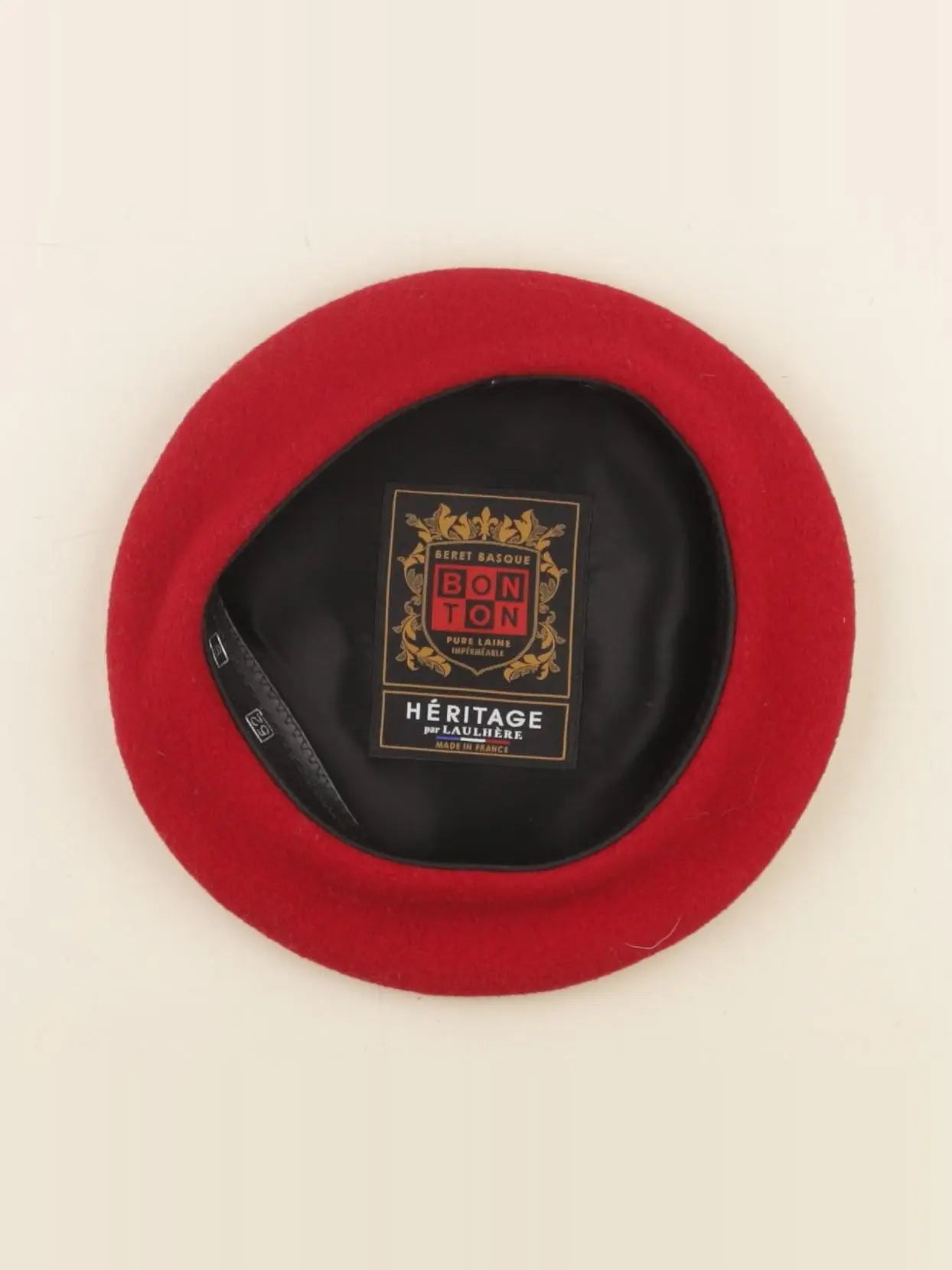 Bonton - béret rouge - 9 ans