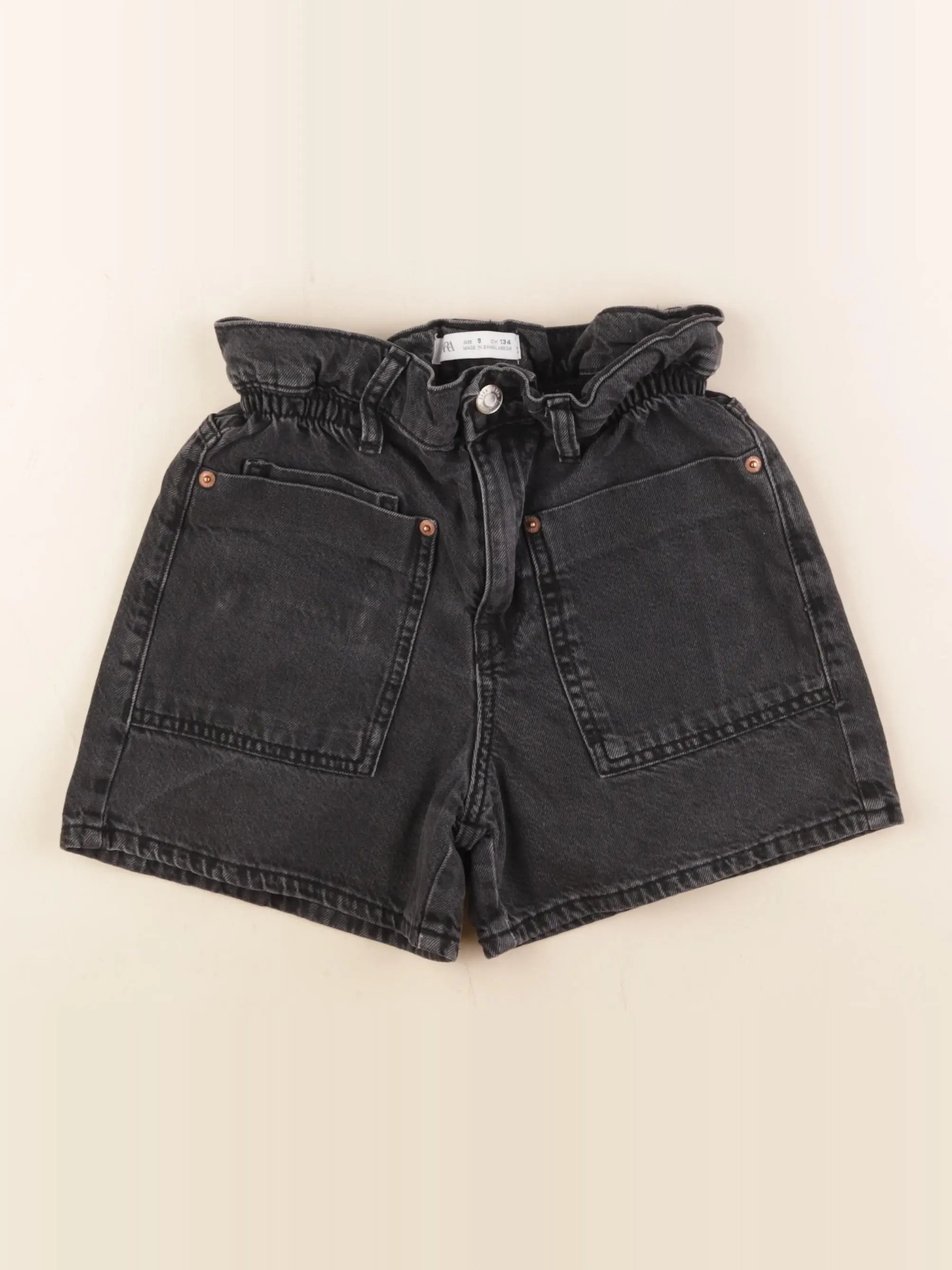 Zara - short gris - 9 ans