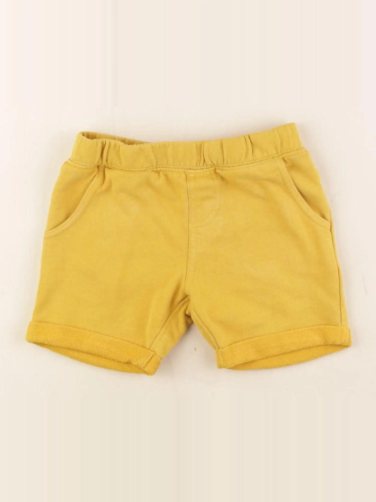 Vertbaudet - short jaune - 3 ans