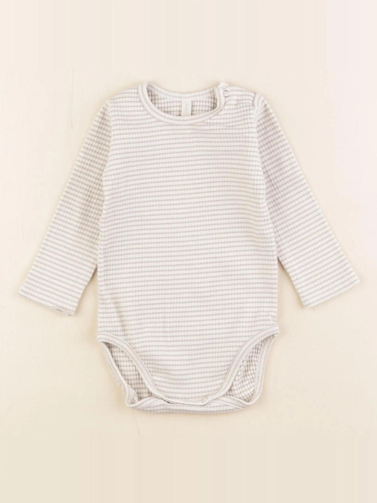 Quincy Mae - body beige - 6/12 mois
