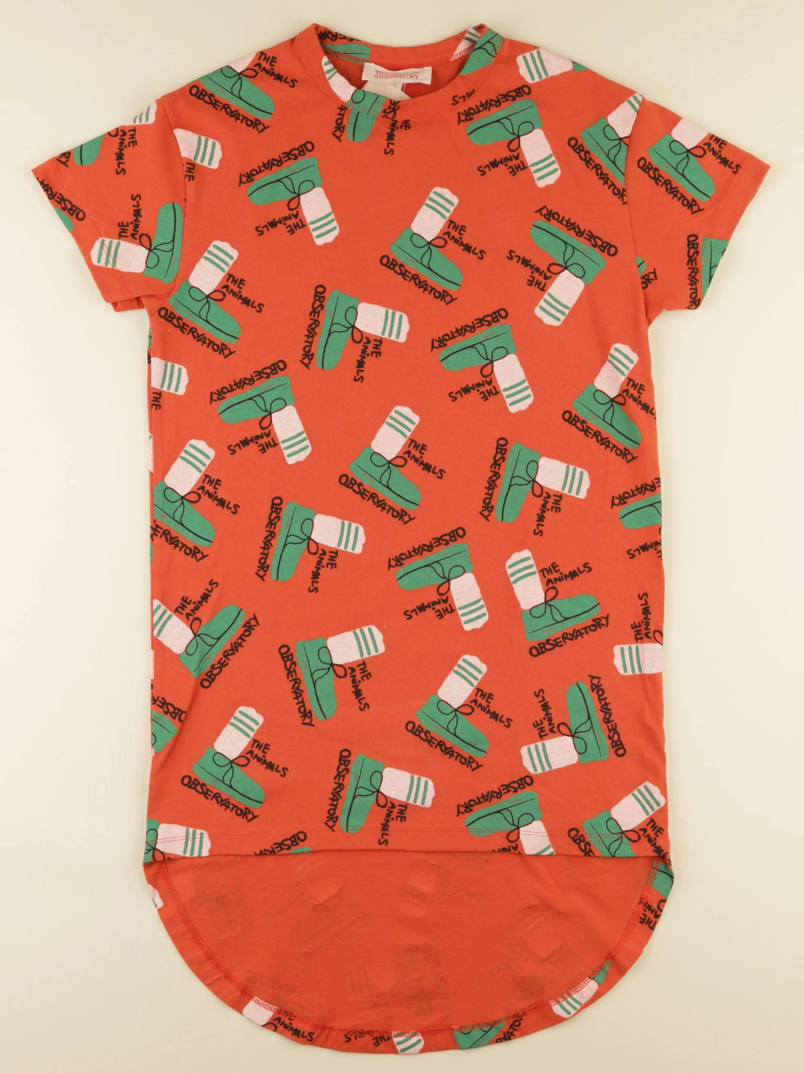 Robe imprimé au dos rouge, vert