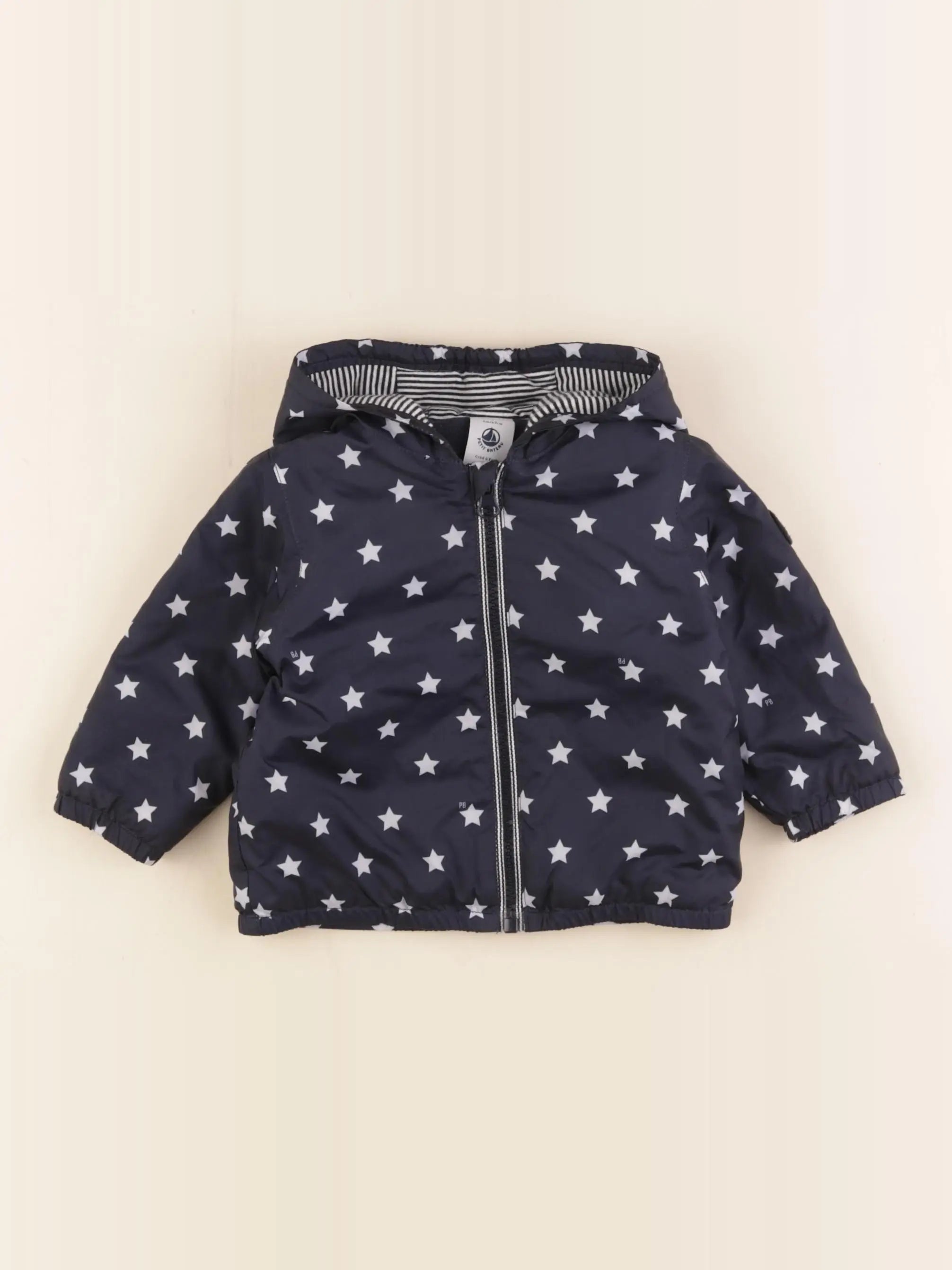 Petit Bateau - imperméable bleu - 6 mois