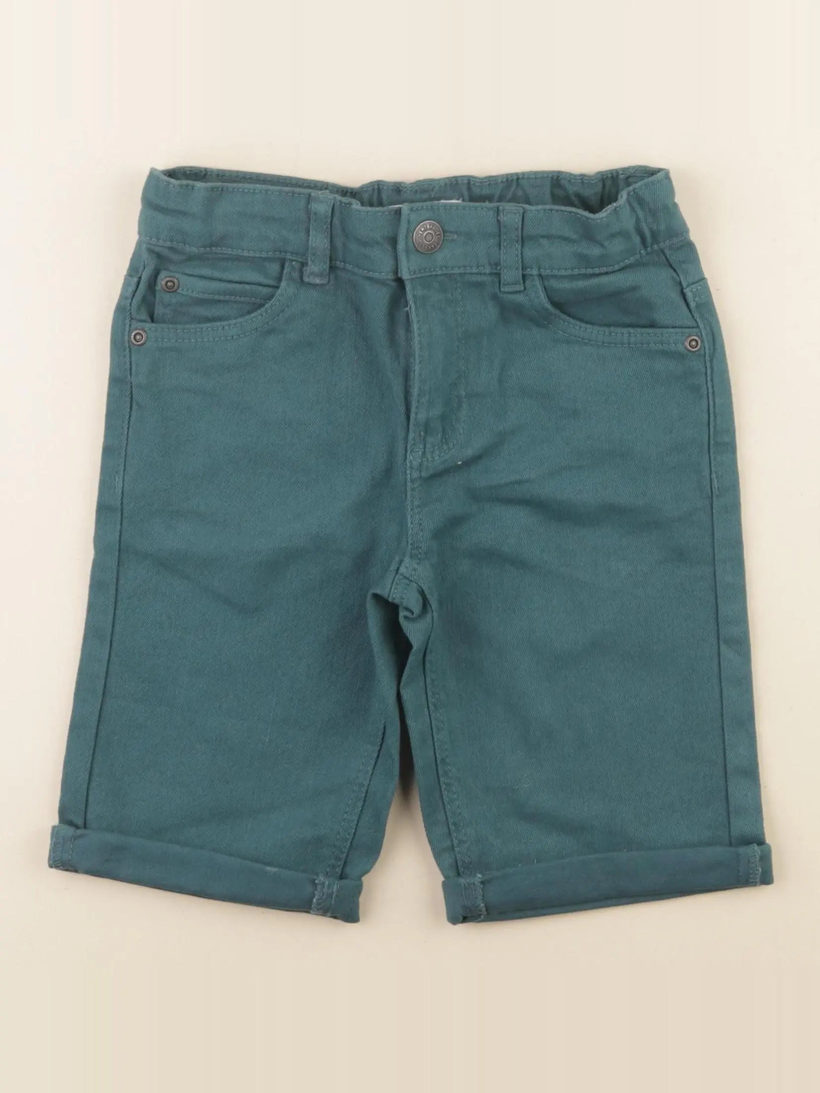 Vertbaudet - short vert - 6 ans