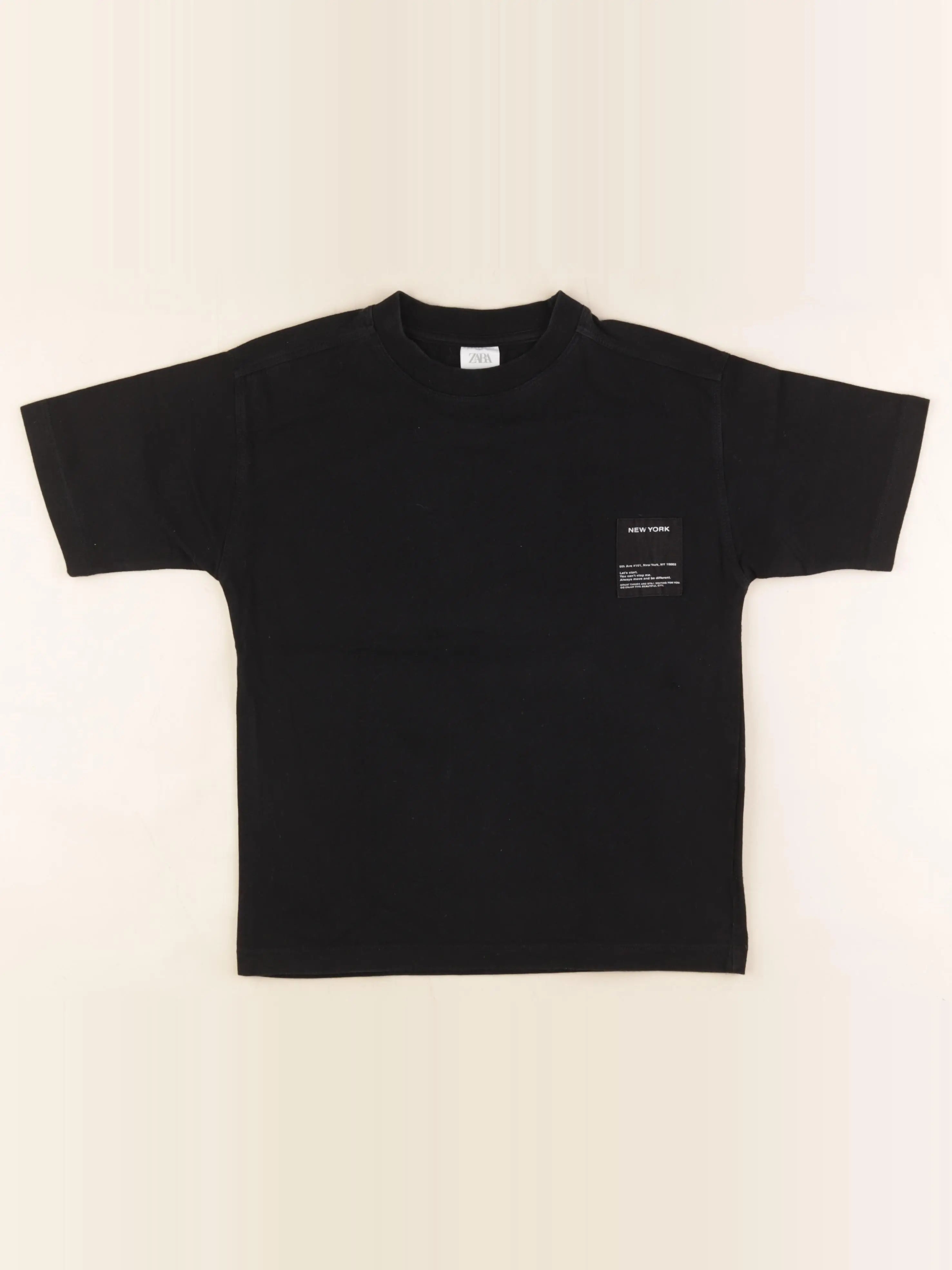 Zara - tee-shirt noir - 9 ans