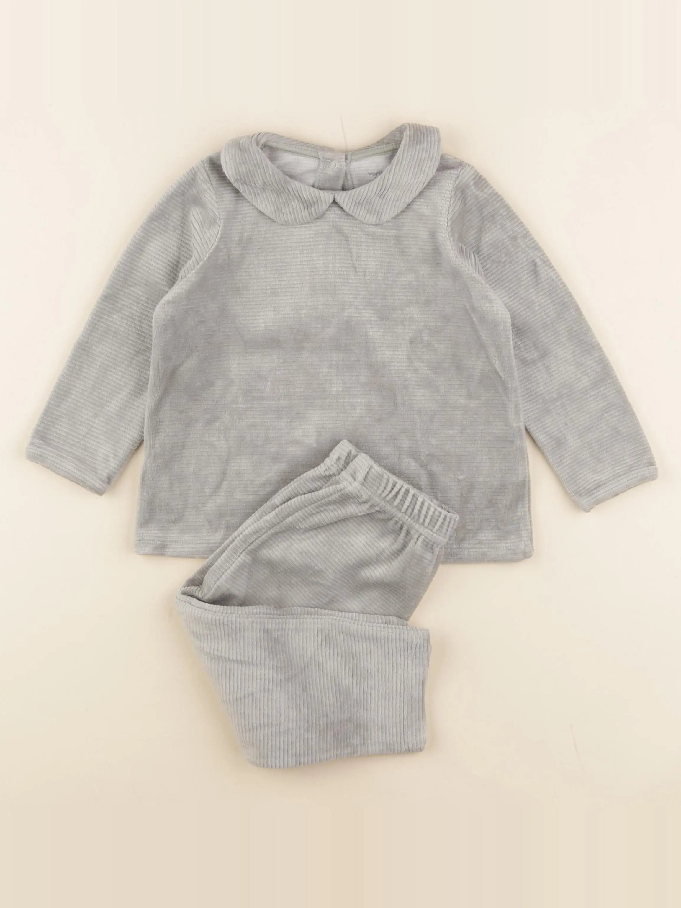 Vertbaudet - pyjama velours vert - 2 ans