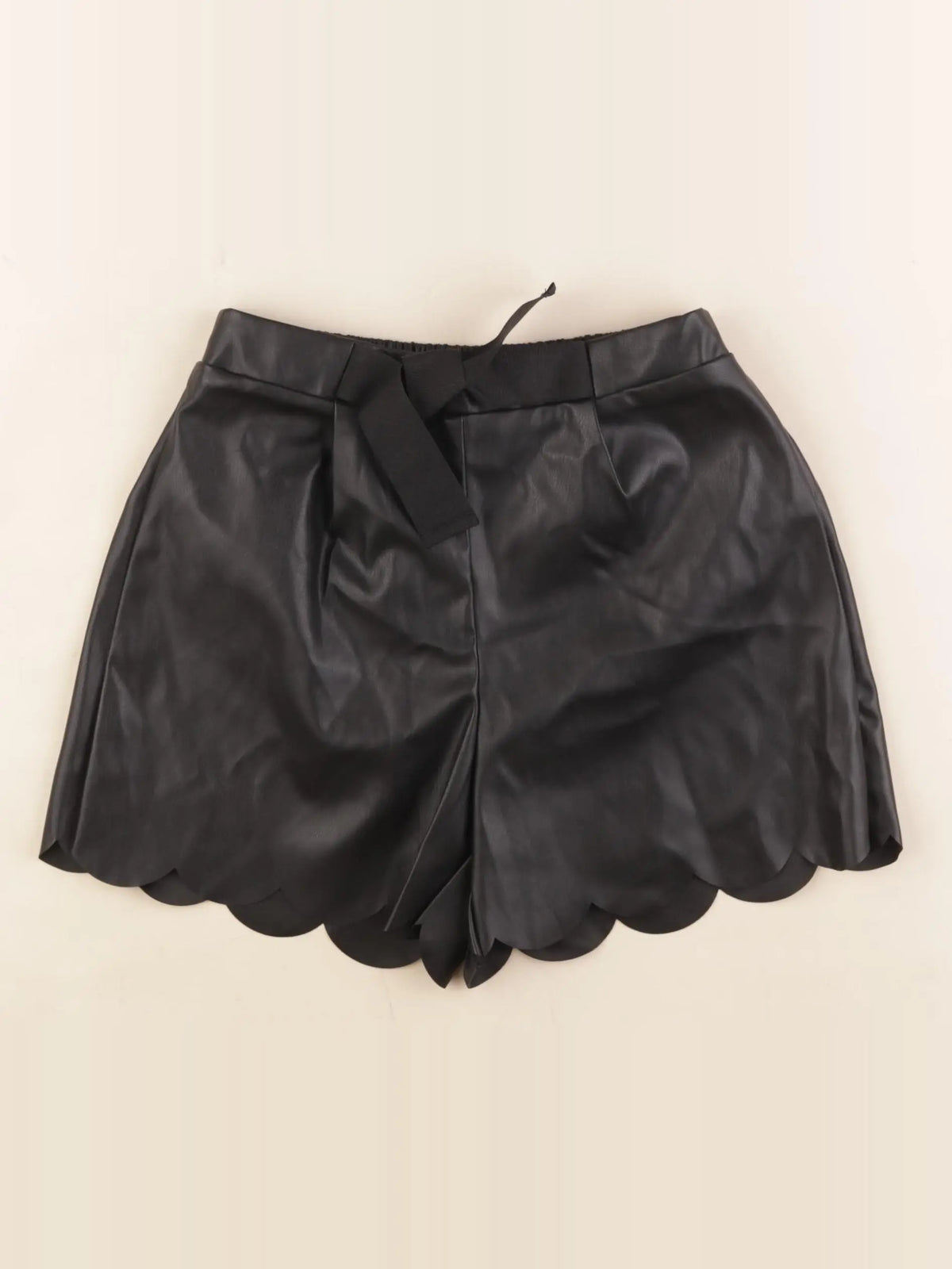 Vertbaudet - short simili cuir noir - 8 ans