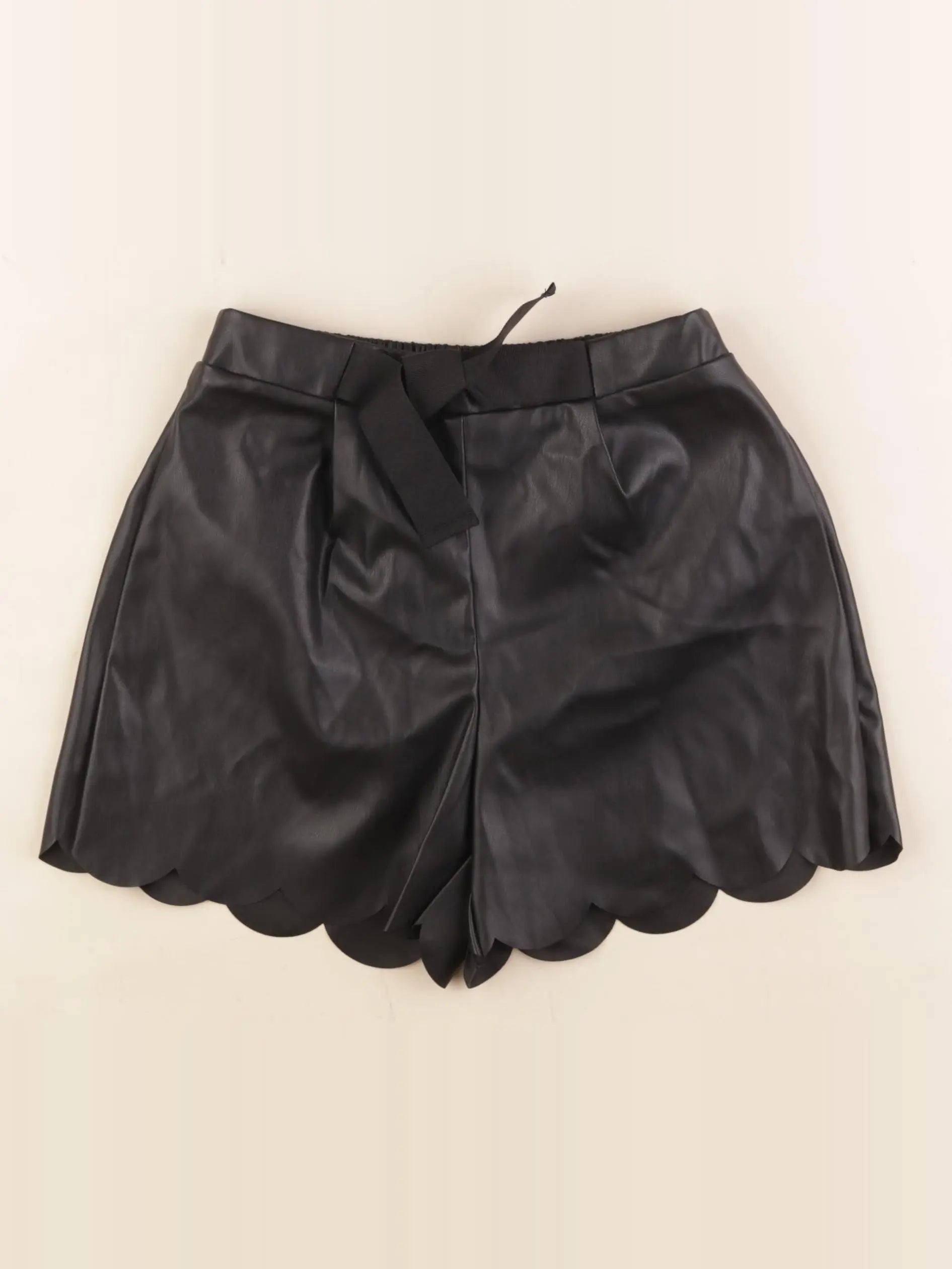 Vertbaudet - short simili cuir noir - 8 ans
