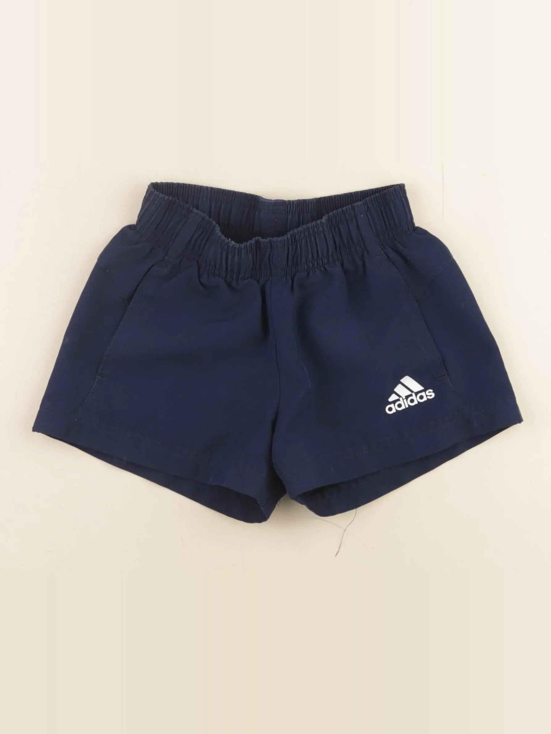 Adidas - short bleu - 5/6 ans