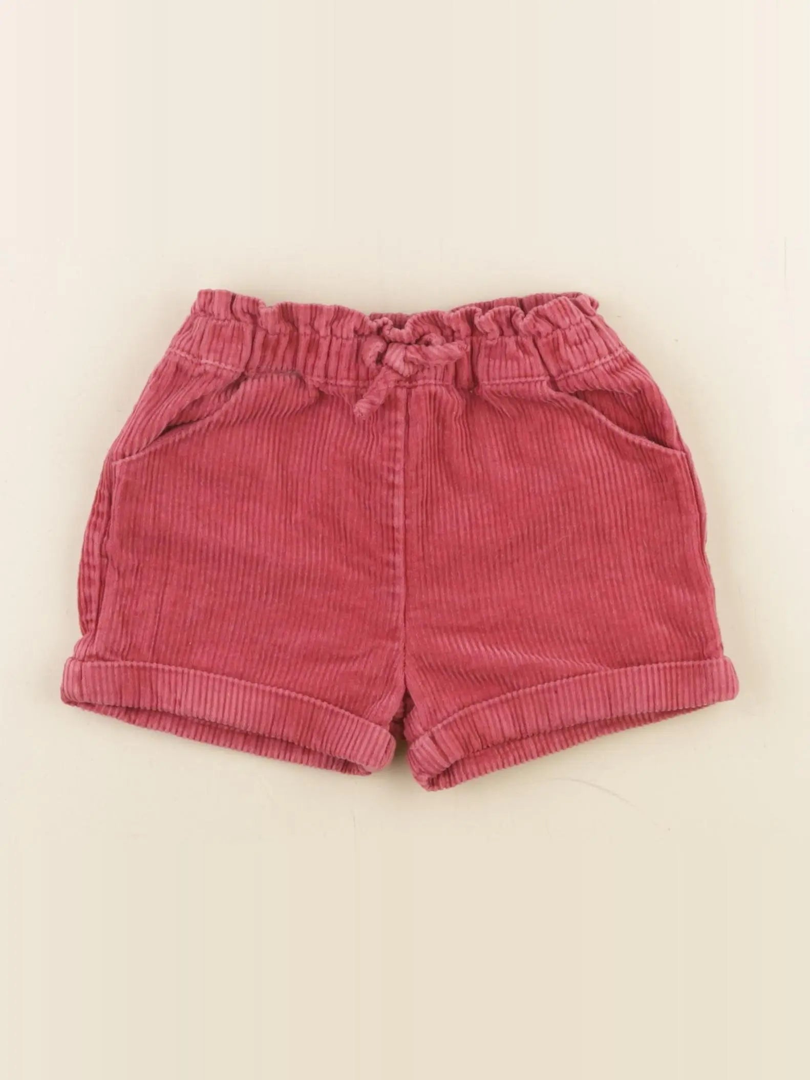 Vertbaudet - short rouge - 2 ans