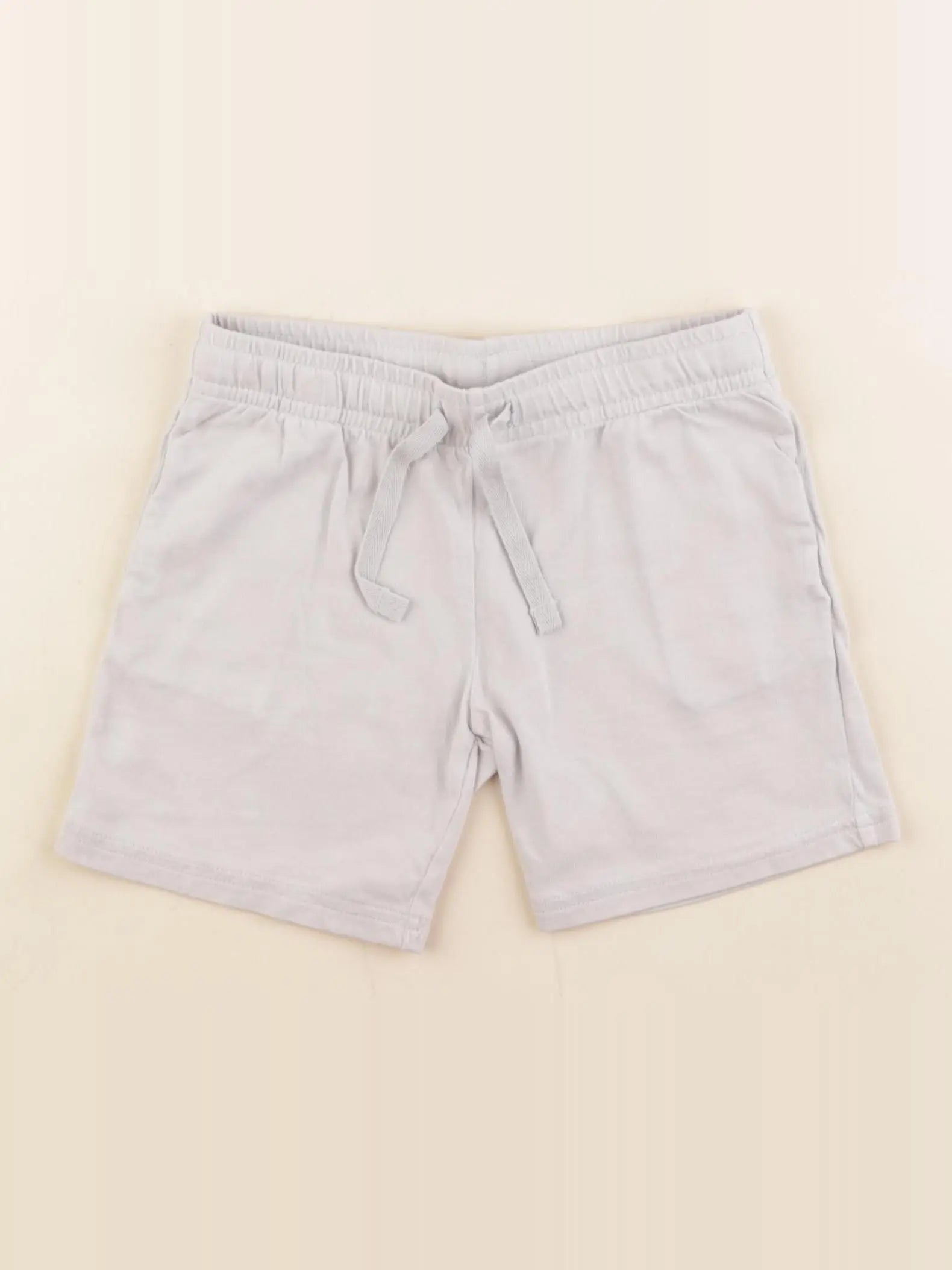 H&M - short gris - 3/4 ans