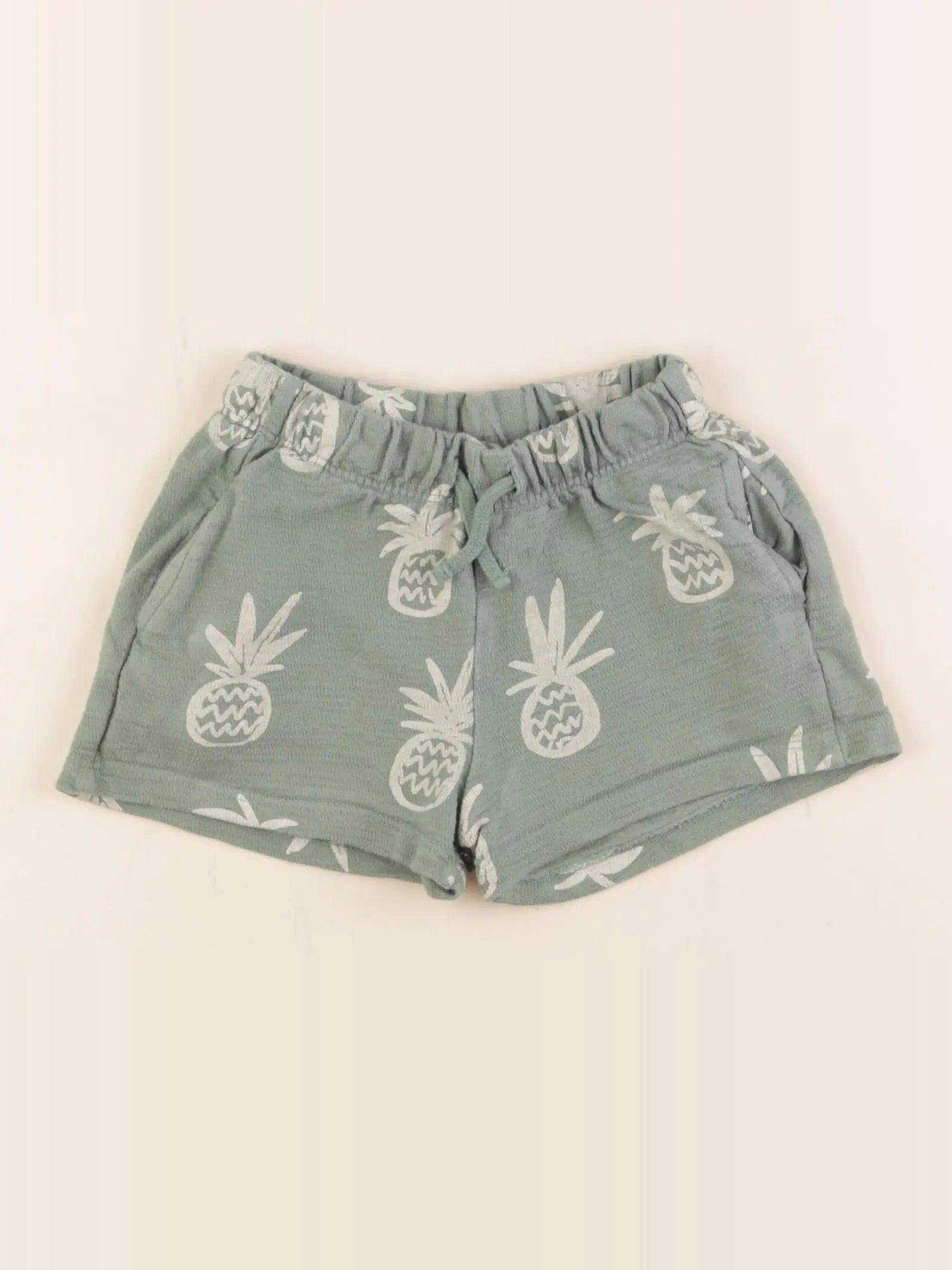 Zara - short vert - 18/24 mois