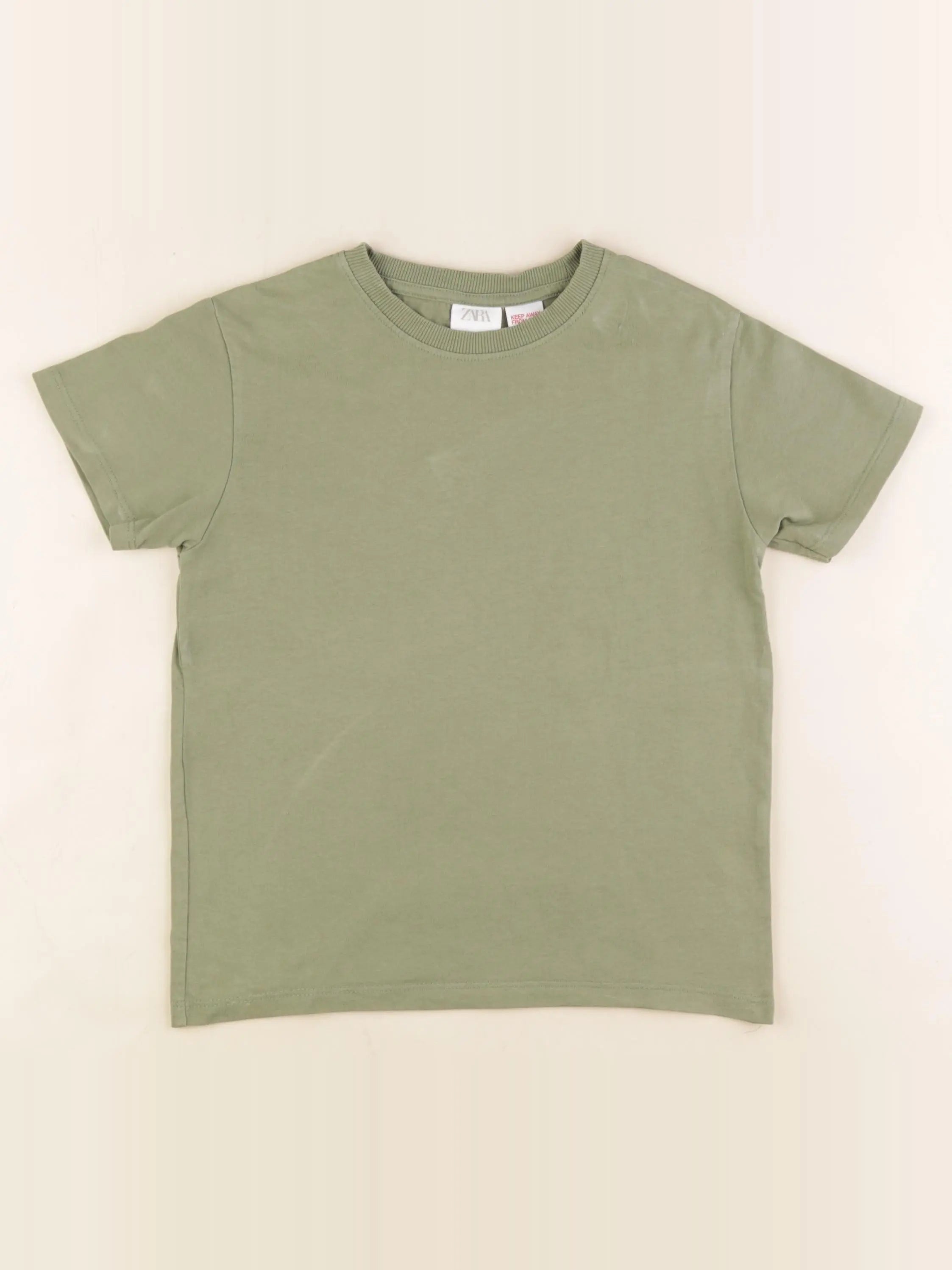 Zara - tee-shirt vert - 6 ans