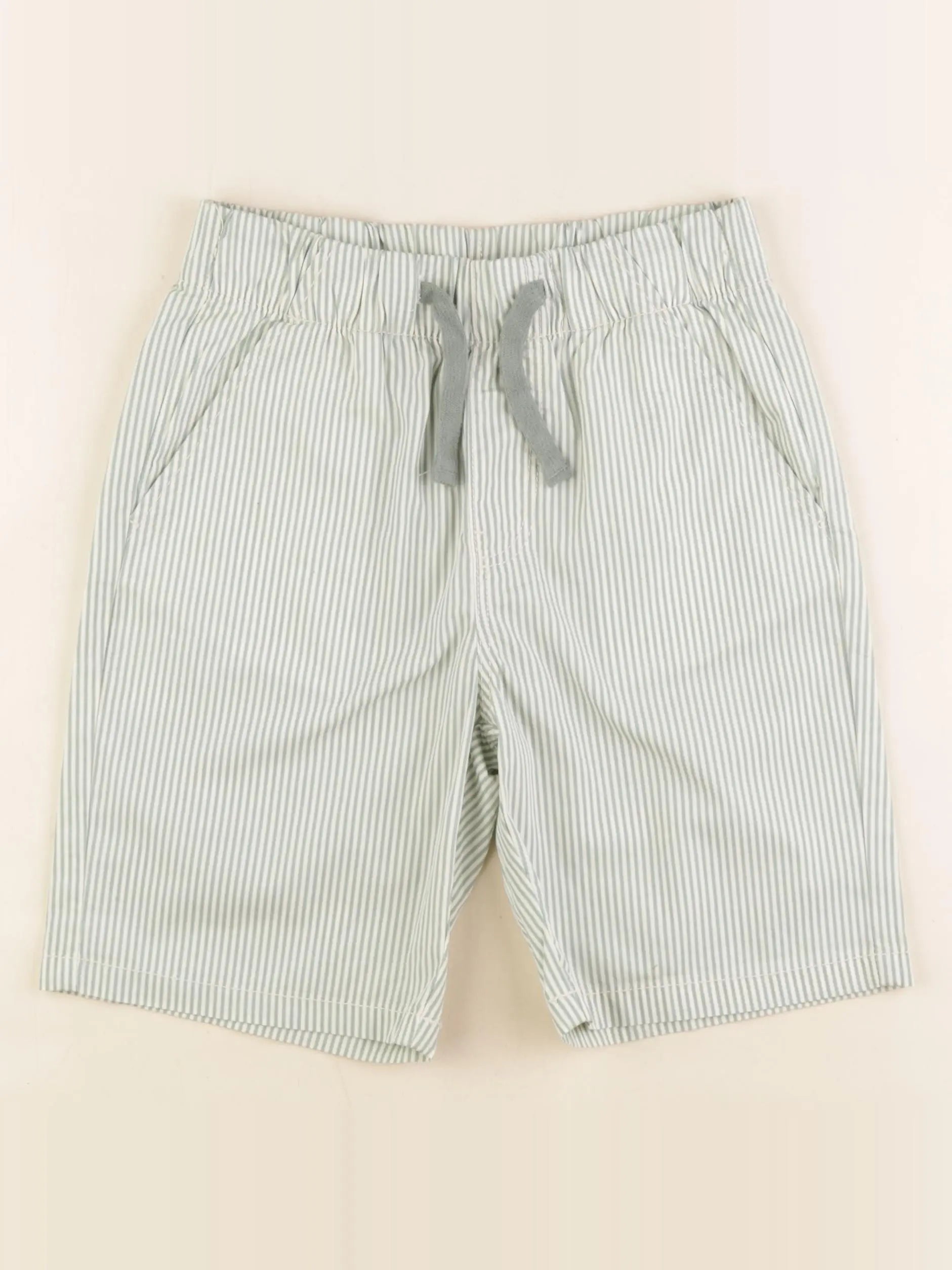 H&M - short blanc, vert - 8/9 ans