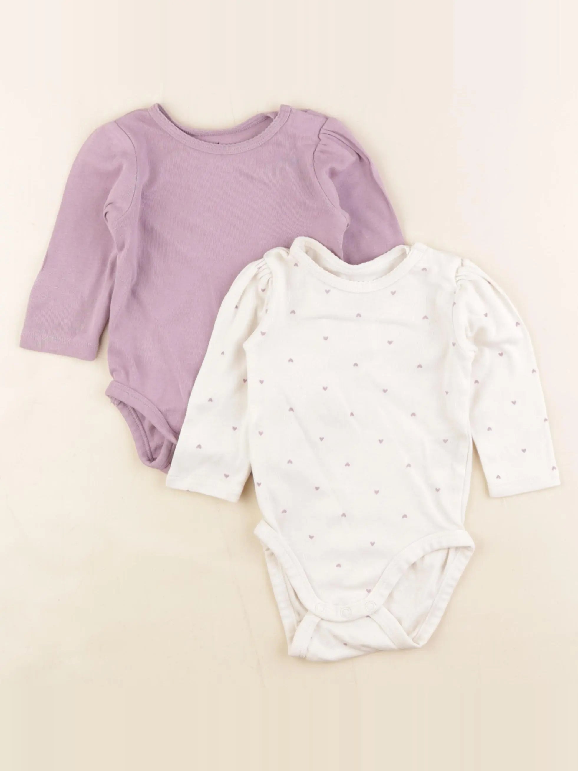 H&M - lot de 2 bodies en coton blanc, violet - 2/4 mois