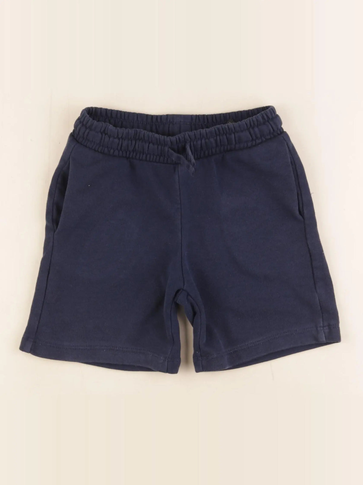 H&M - short bleu - 4/5 ans