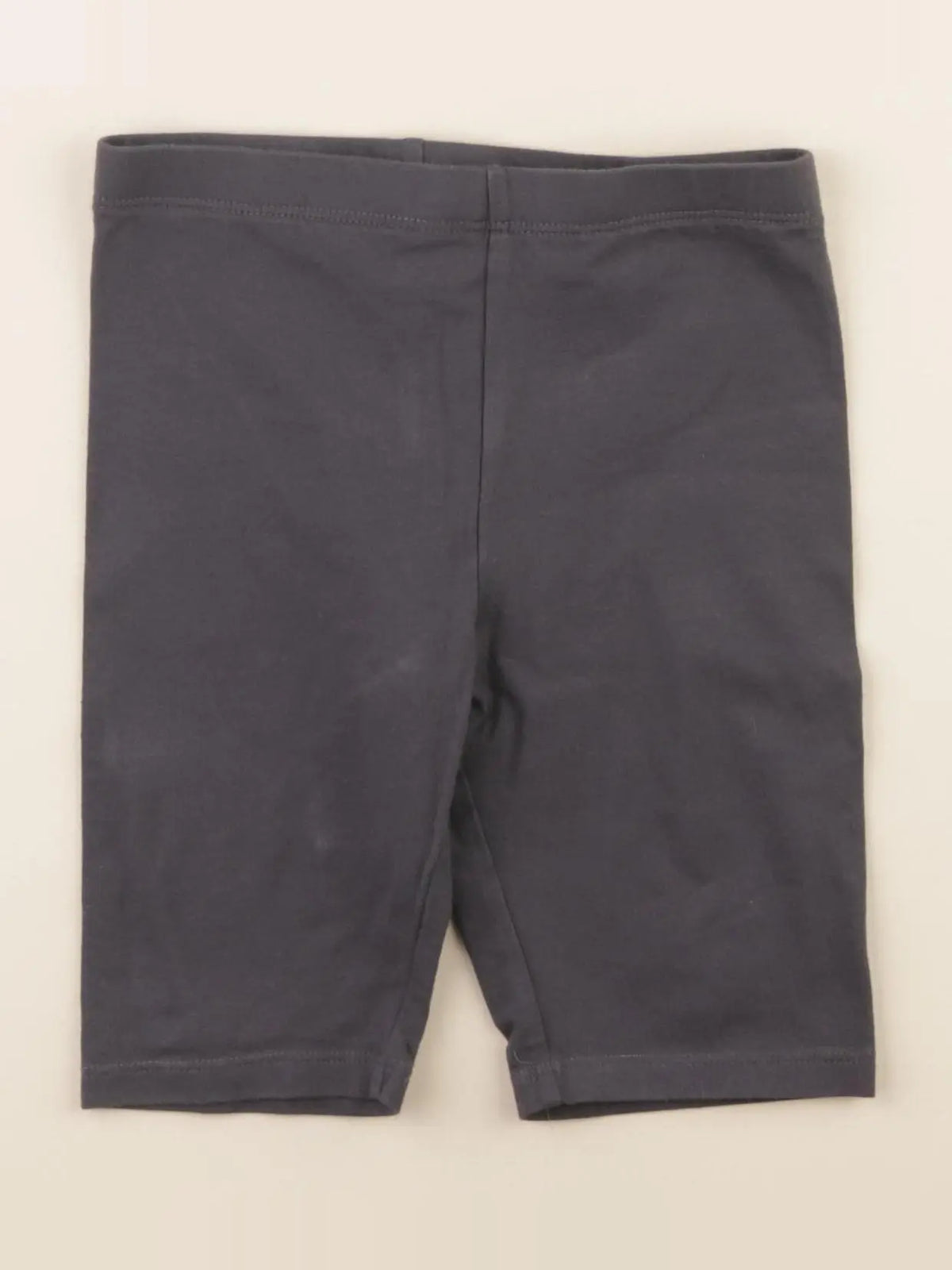 H&M - short gris - 6/7 ans