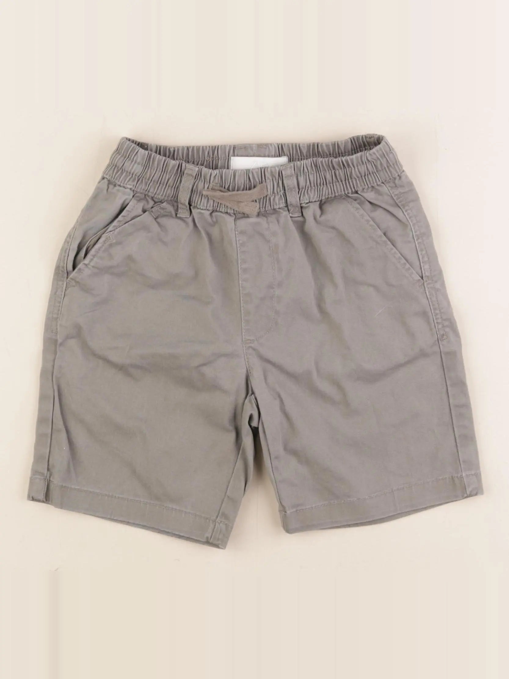 Zara - short vert - 5 ans