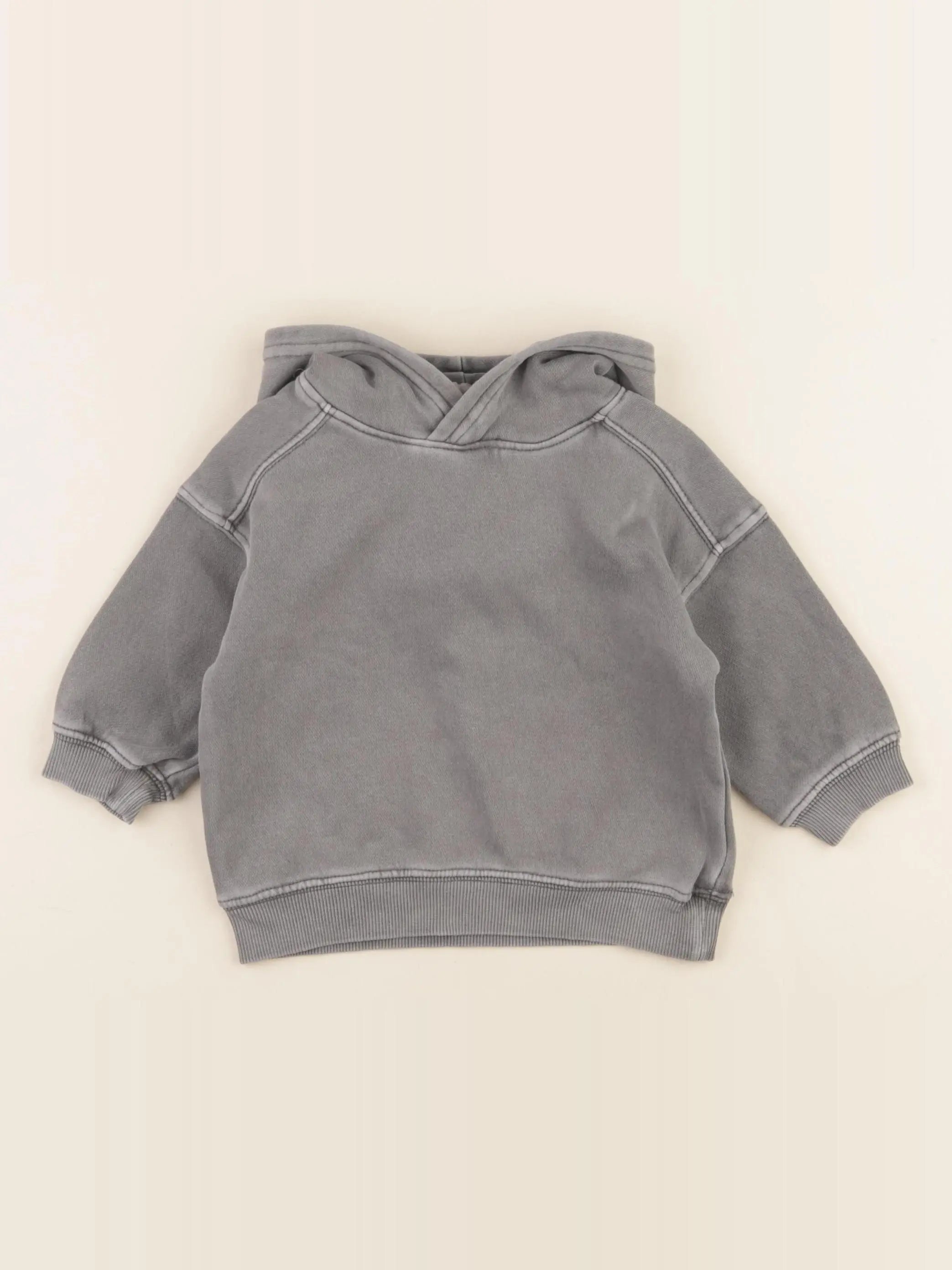 H&M - sweat gris - 4/6 mois