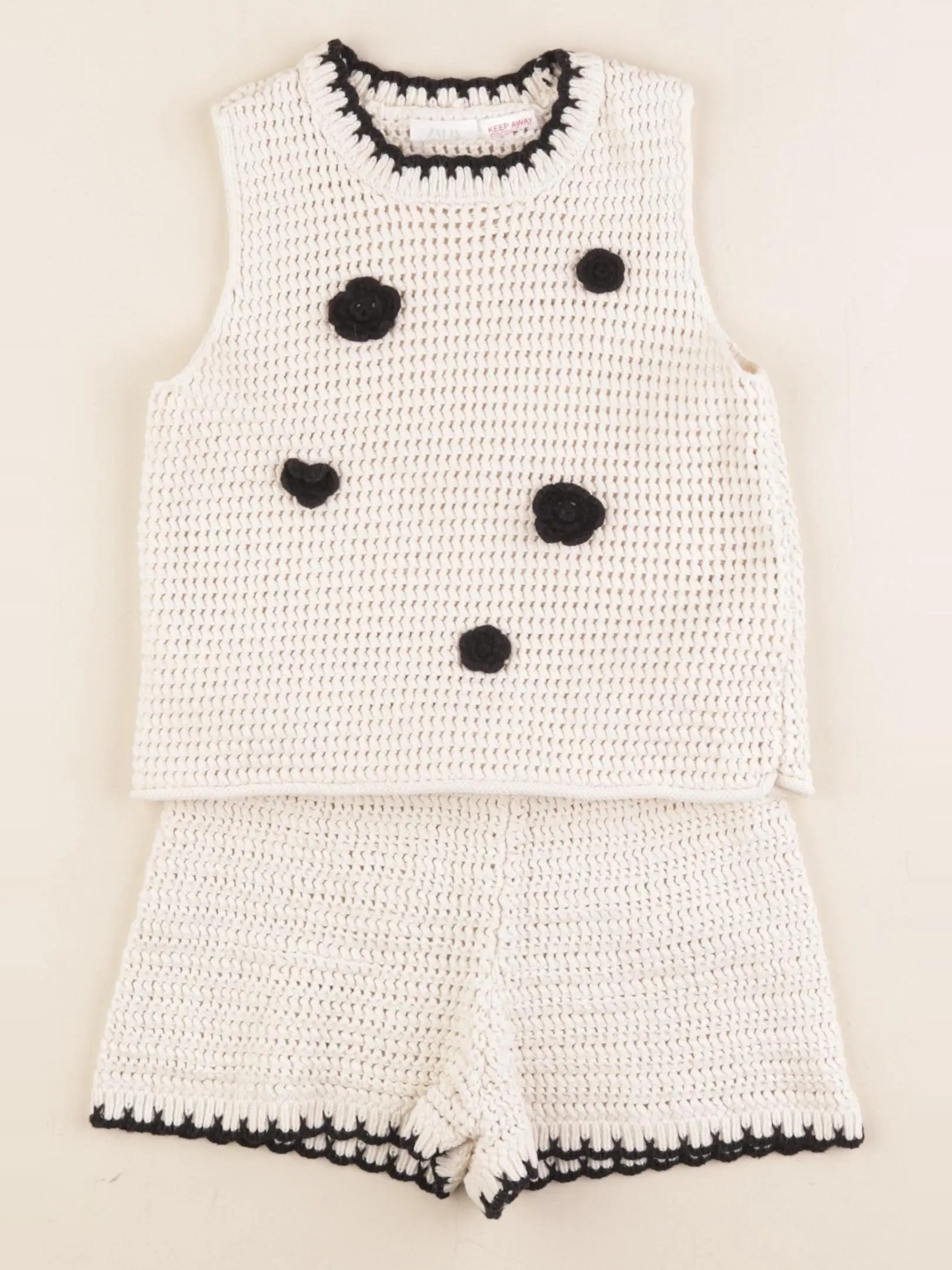 Zara - ensemble beige - 4 ans