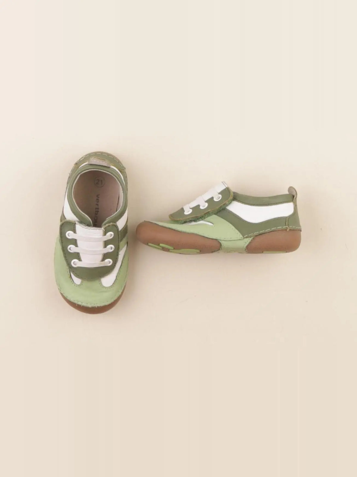Vertbaudet - chaussons vert - pointure 21