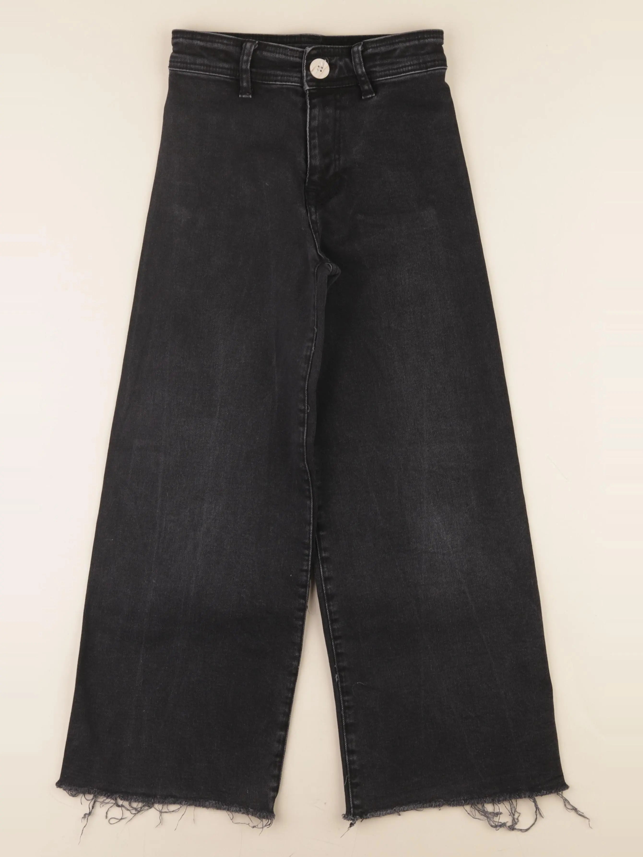 Zara - jean noir - 9 ans