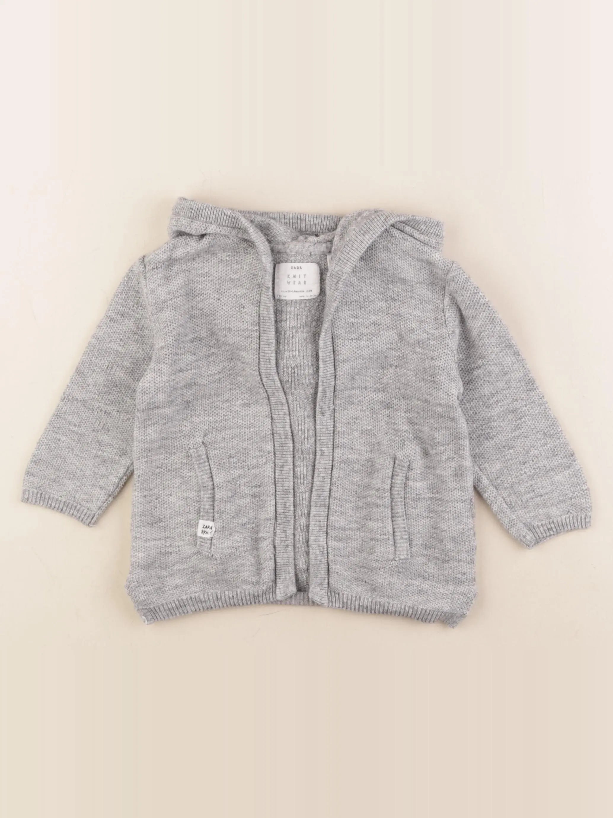 Zara - gilet gris - 12/18 mois