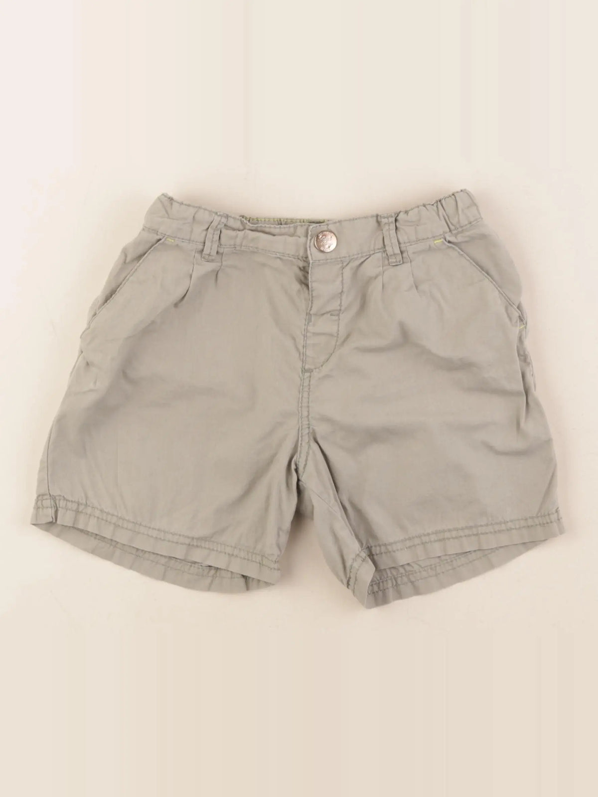 H&M - short vert - 7/8 ans