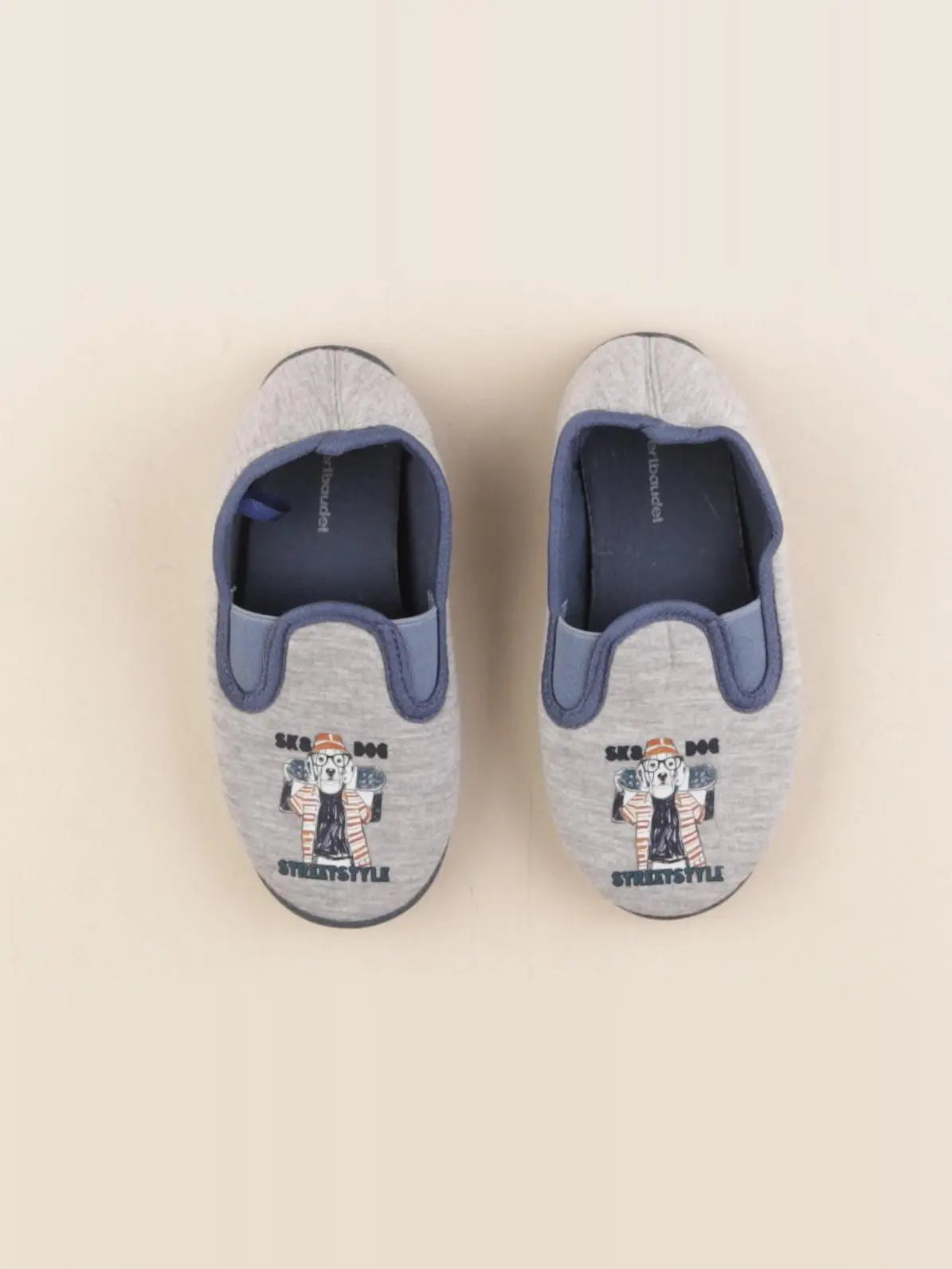 Vertbaudet - chaussons gris - pointure 28