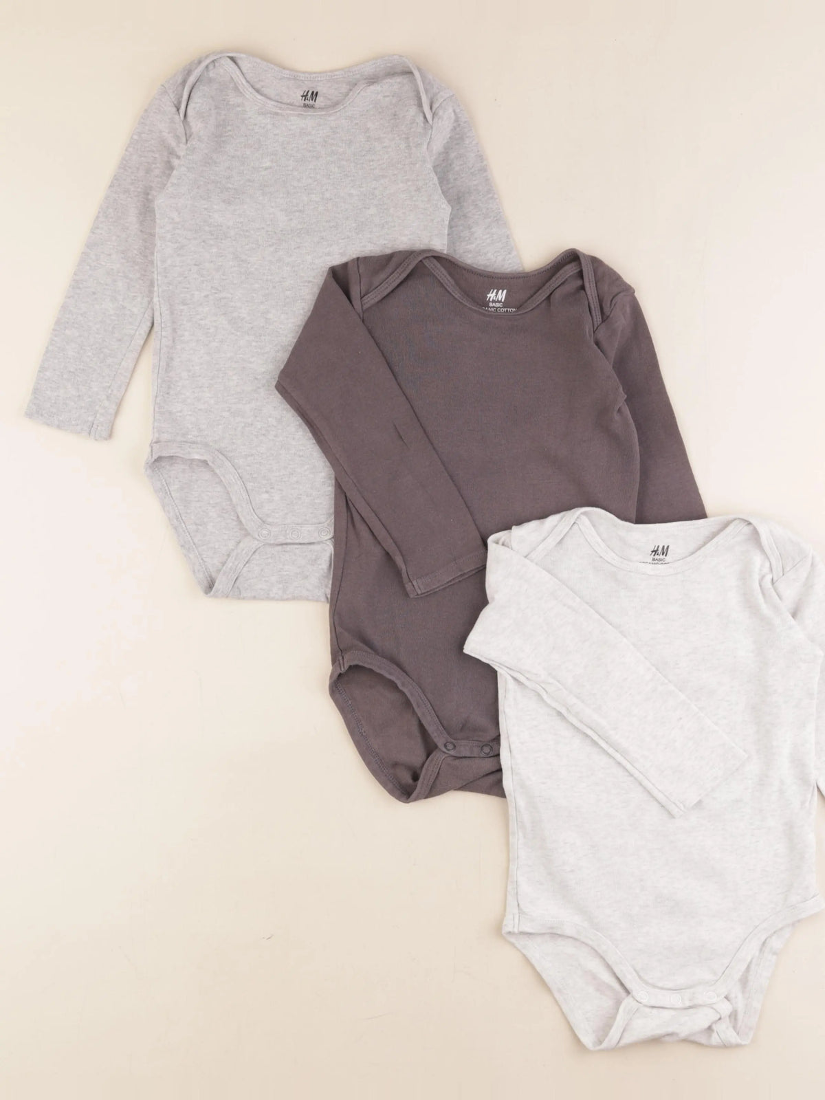 H&M - lot de 3 bodies en coton gris, taupe - 18/24 mois
