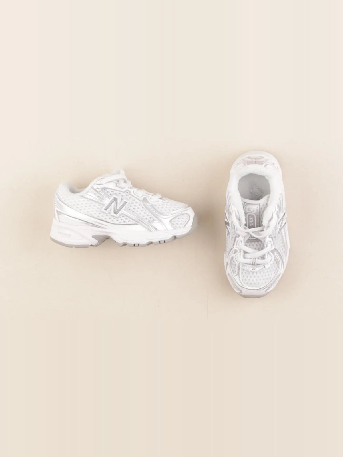 New Balance - baskets gris - pointure 22/23