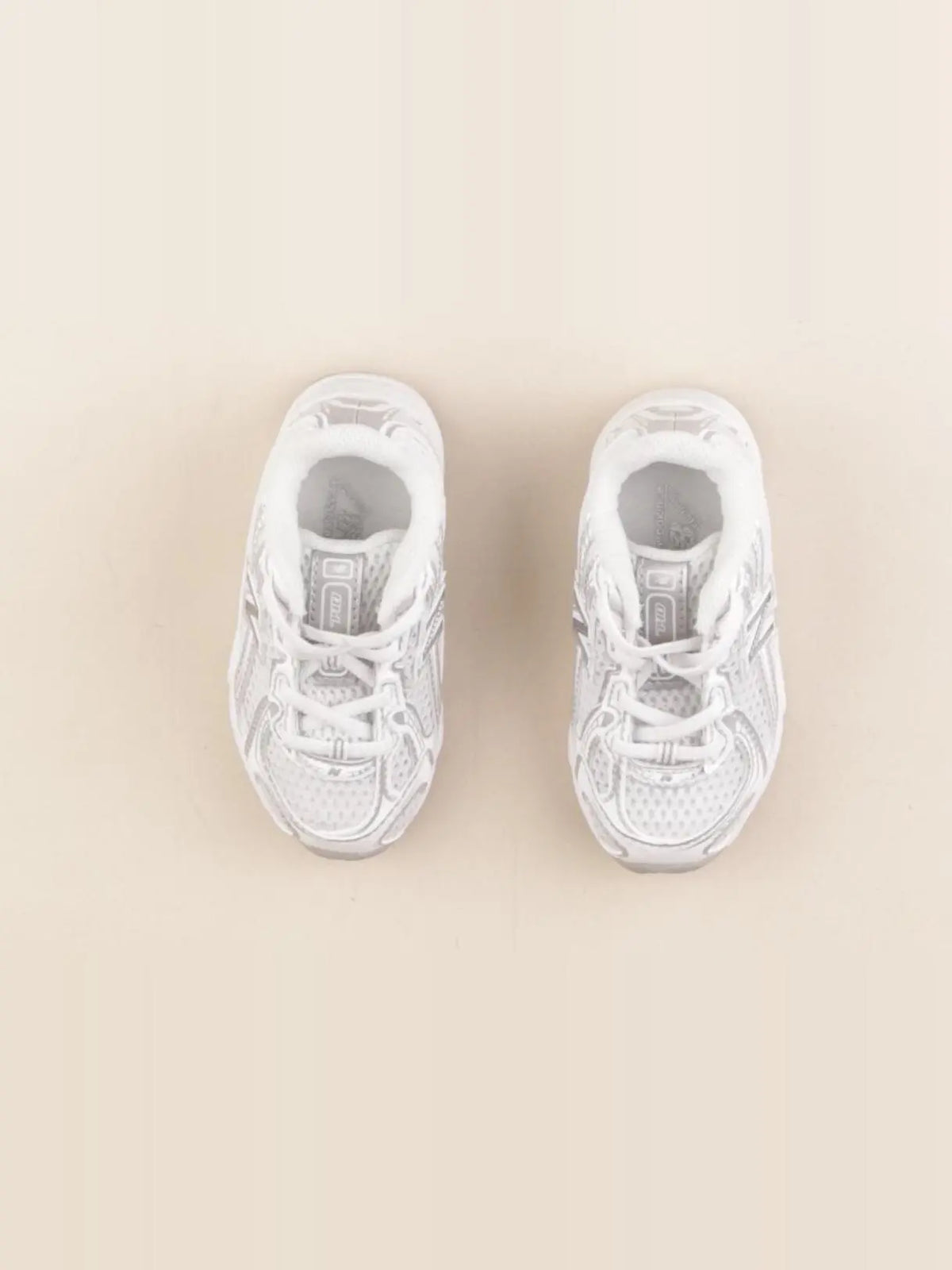 New Balance - baskets gris - pointure 22/23