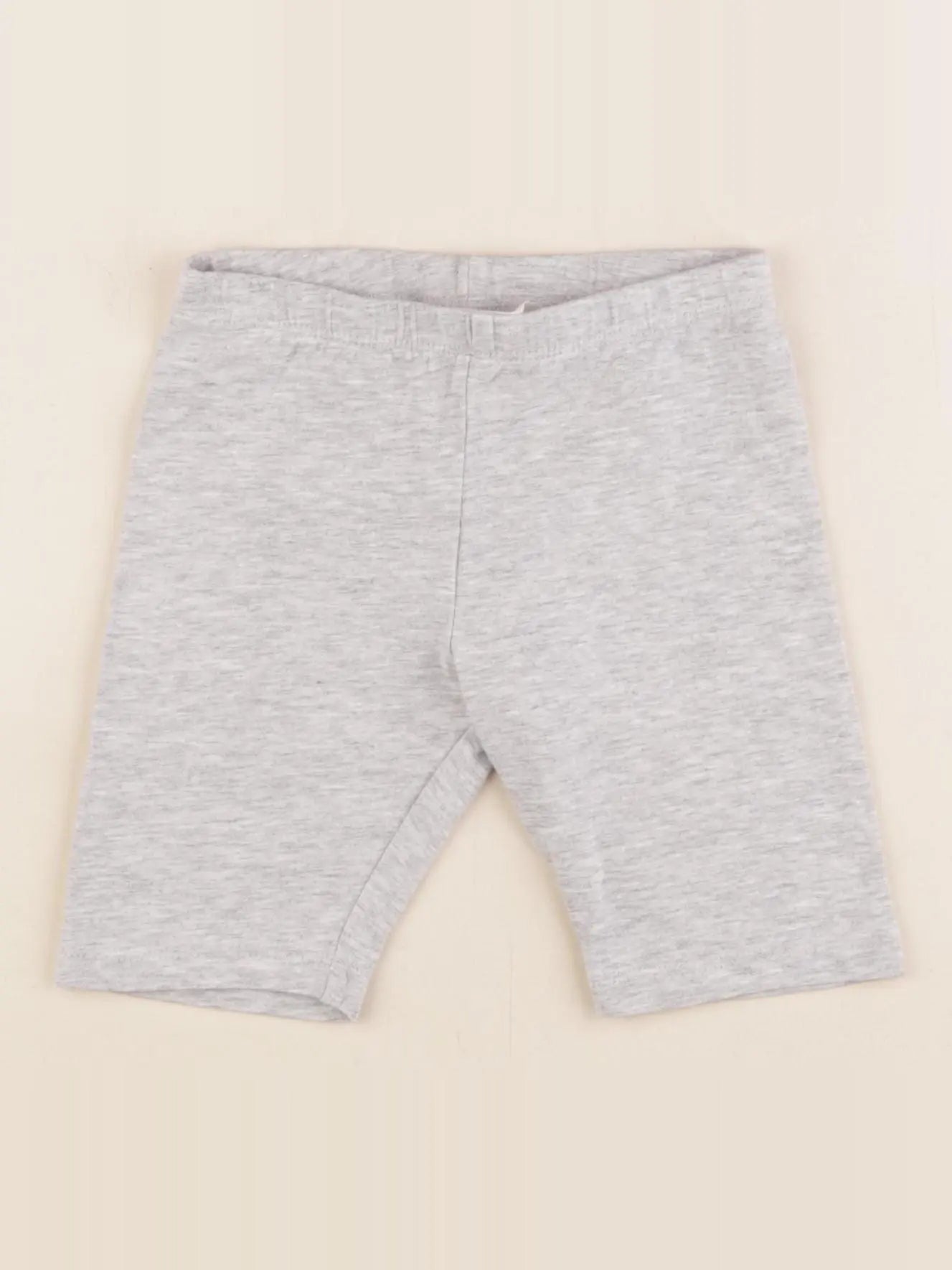 H&M - short gris - 3/4 ans