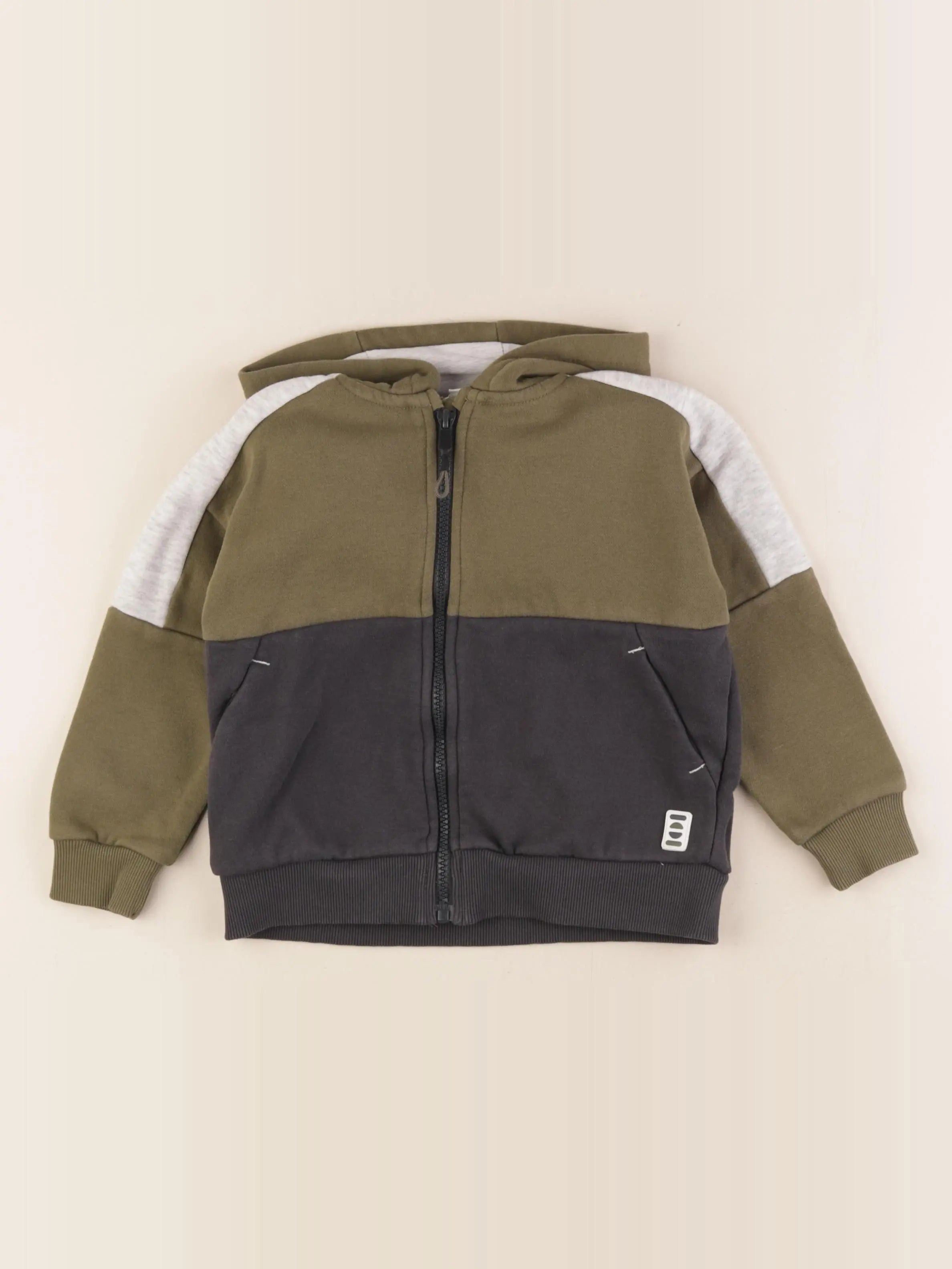 Vertbaudet - sweat vert - 5 ans