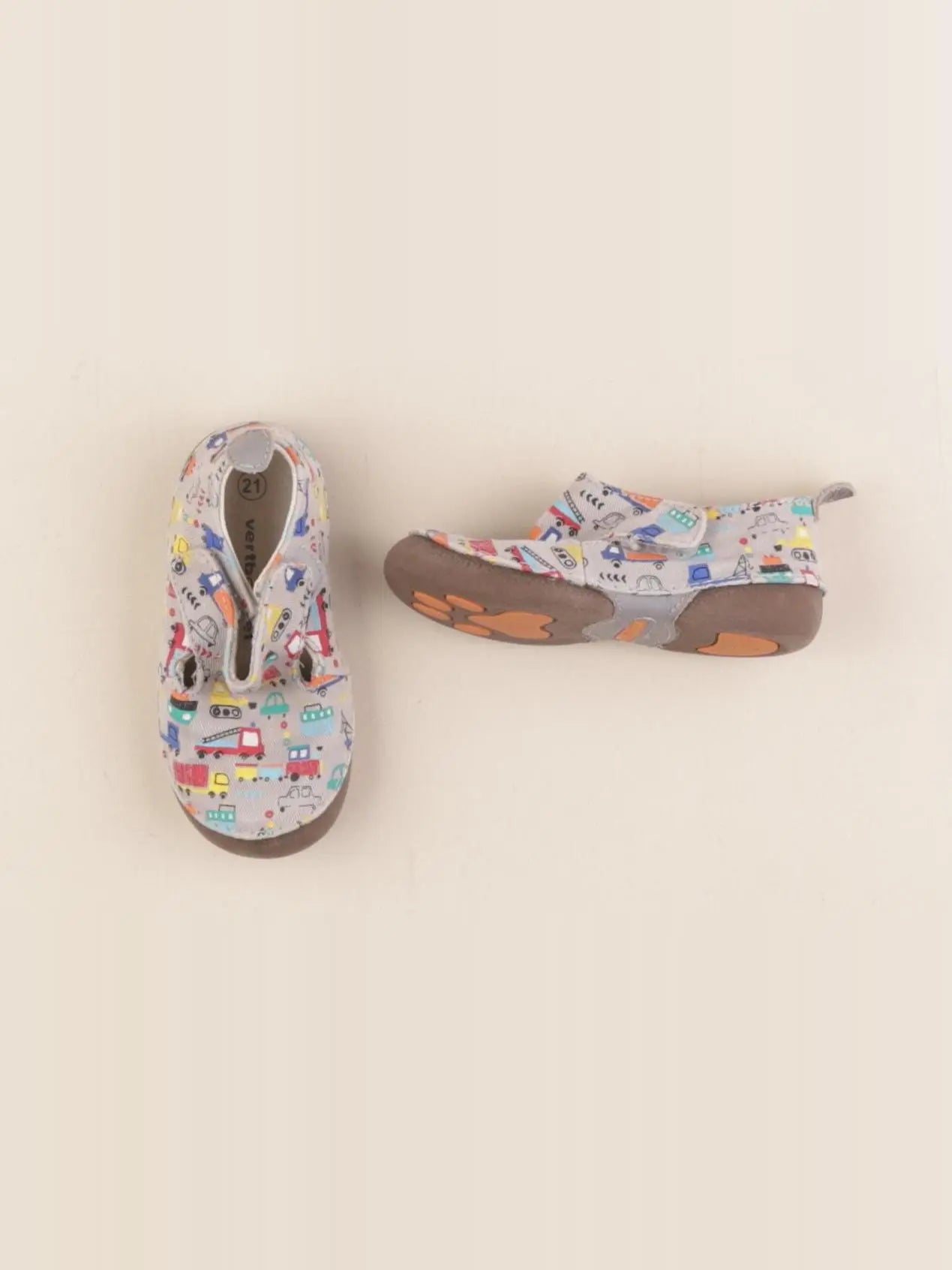 Vertbaudet - chaussons gris - pointure 21