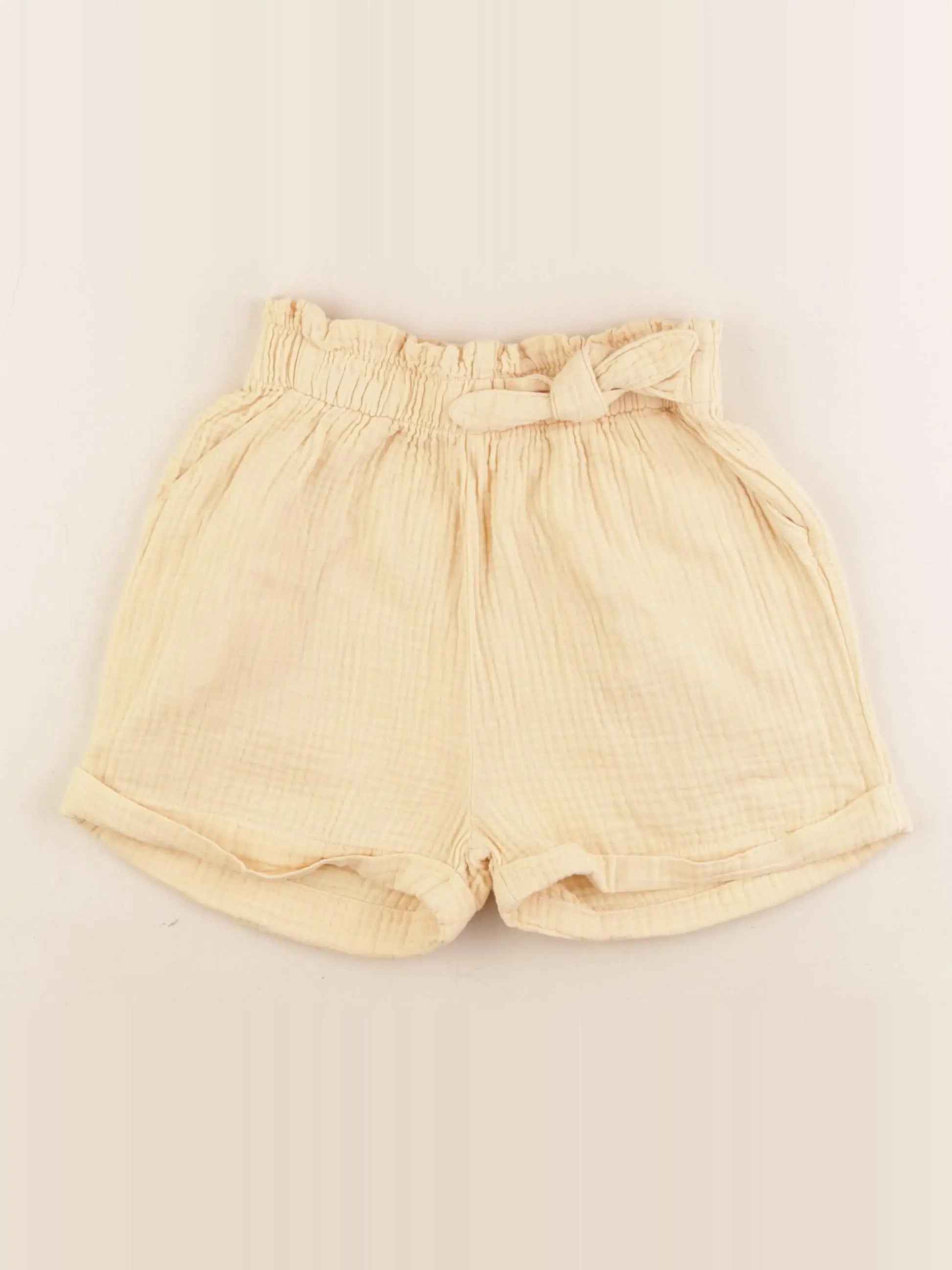 Vertbaudet - short jaune - 9 ans