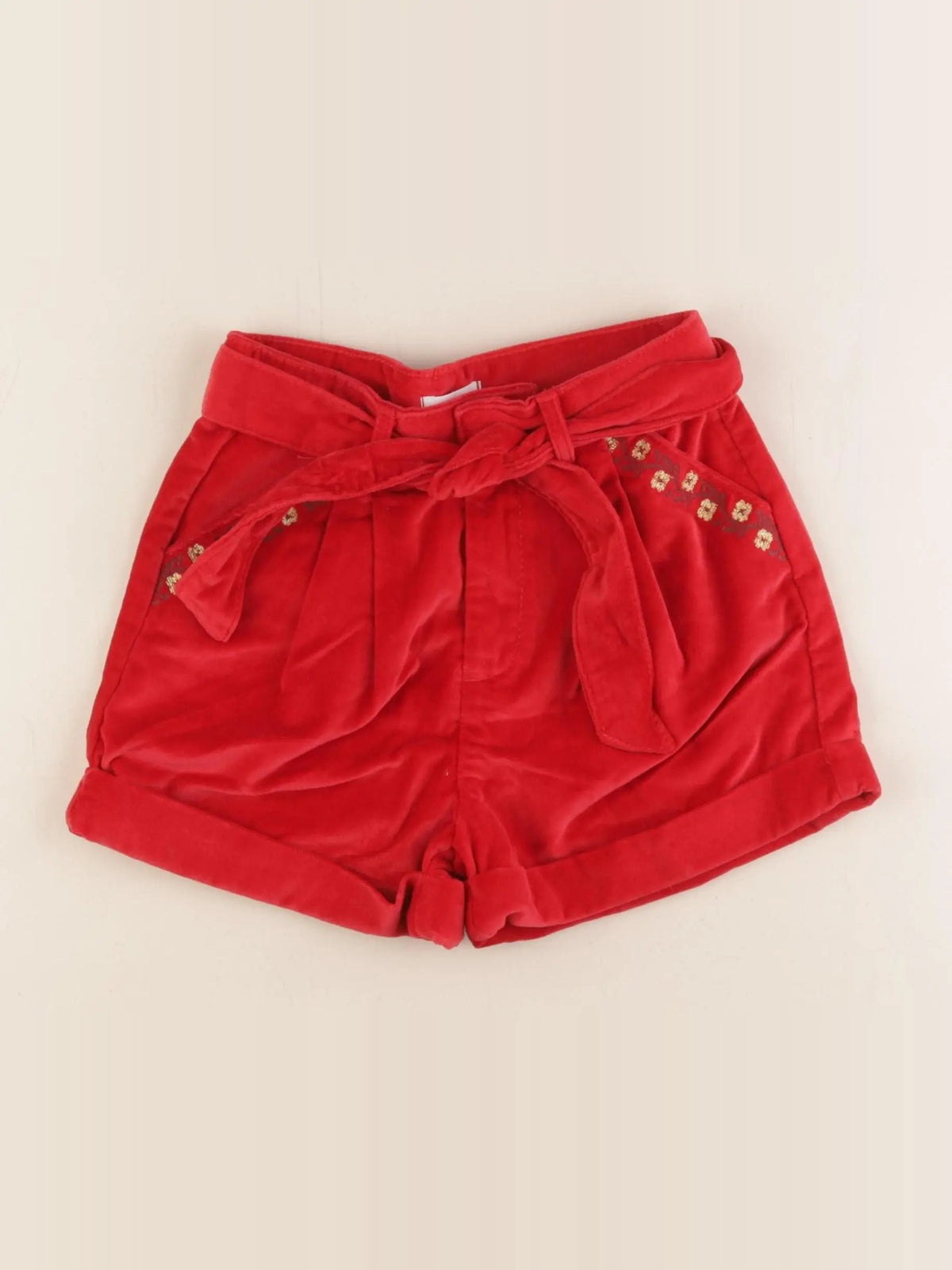 Vertbaudet - short rouge - 6 ans
