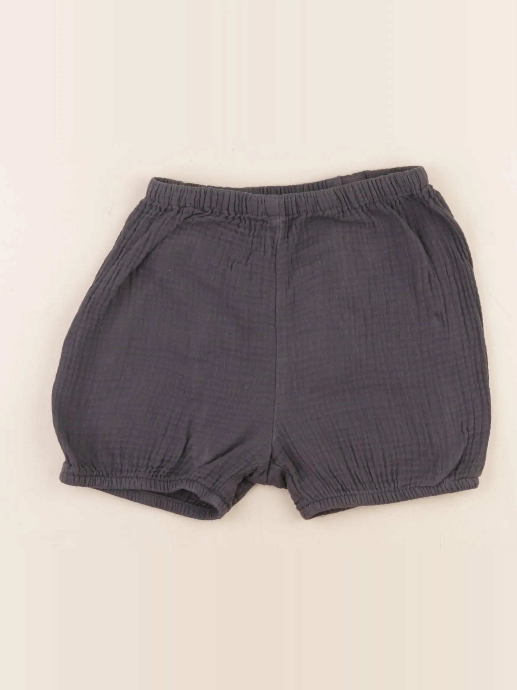 H&M - short gris - 3/4 ans