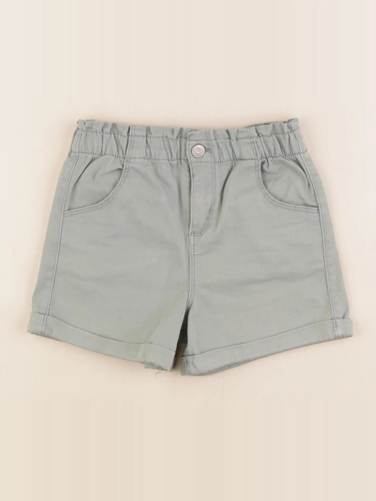 Vertbaudet - short vert - 5 ans
