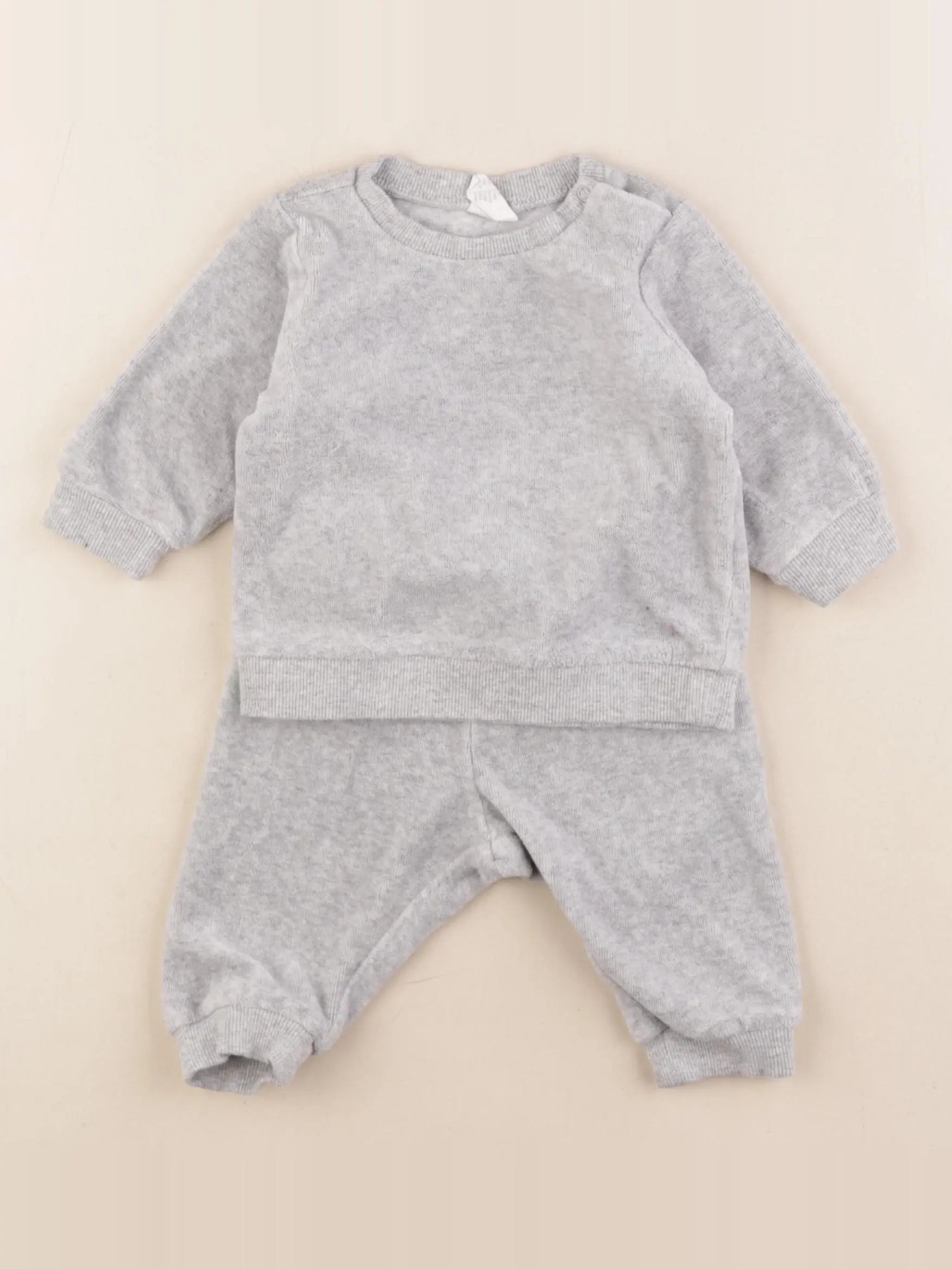 H&M - ensemble gris - 2/4 mois