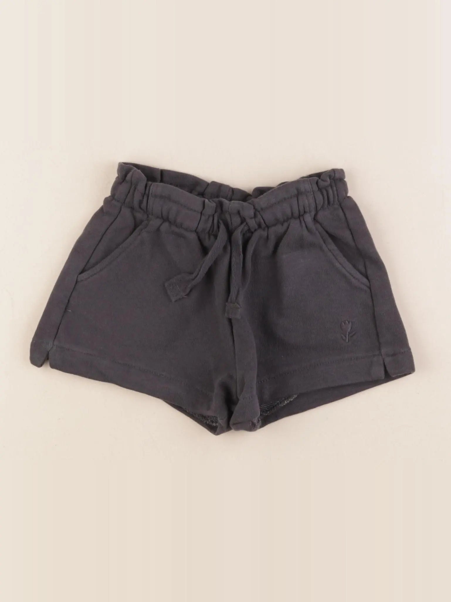 Zara - short noir - 2 ans