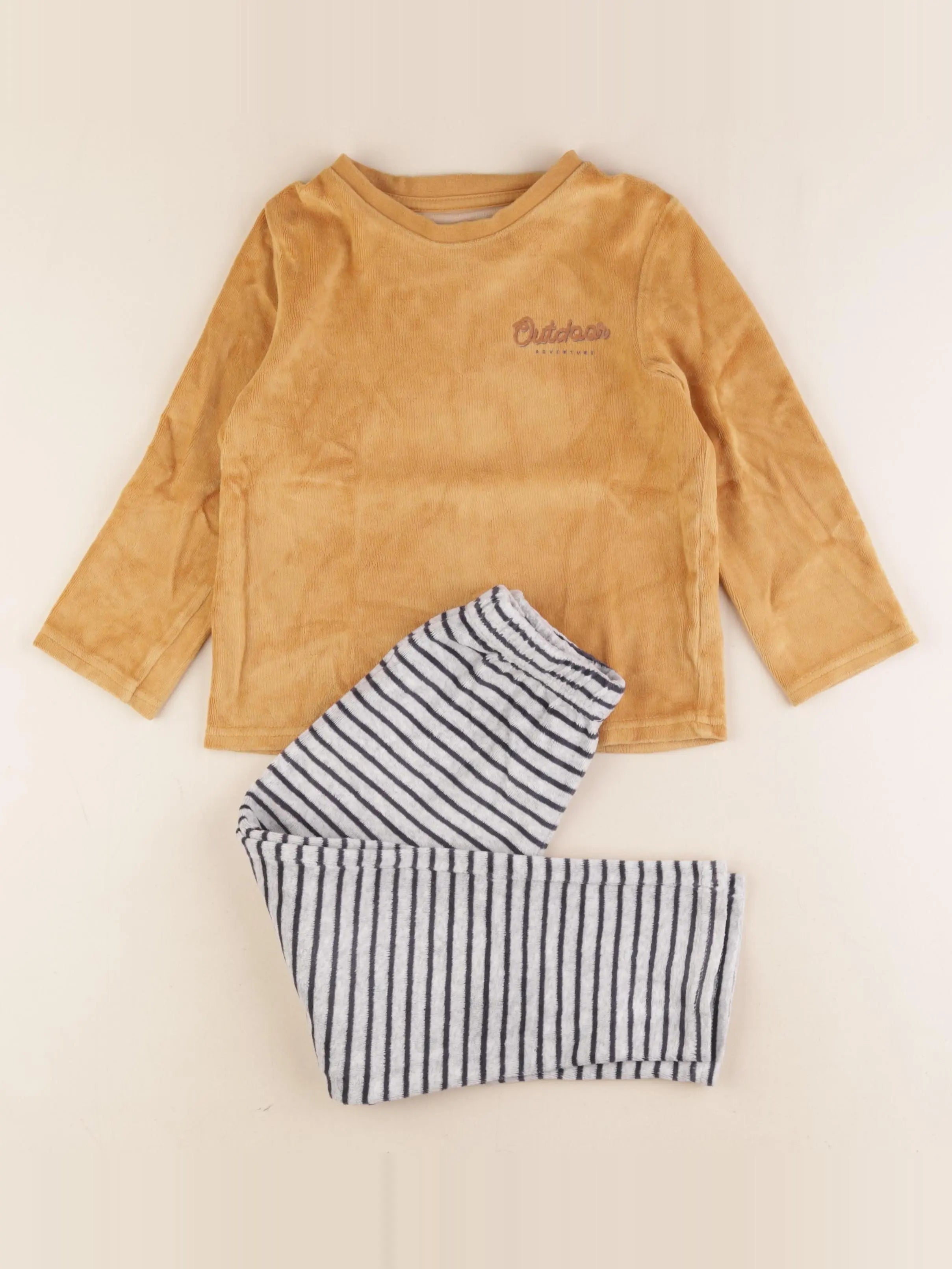 Vertbaudet - pyjama velours jaune - 5 ans