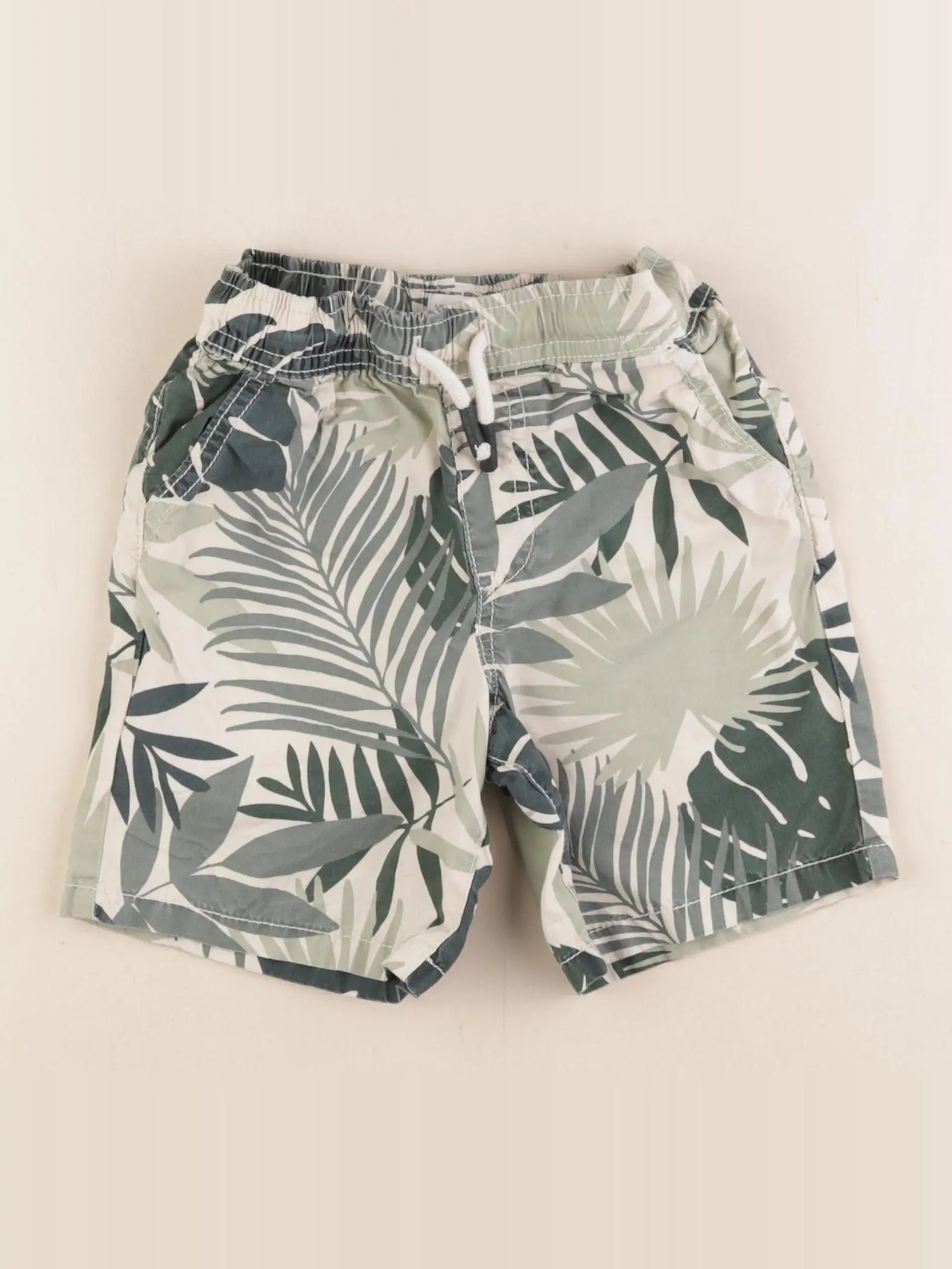 Vertbaudet - short vert - 4 ans