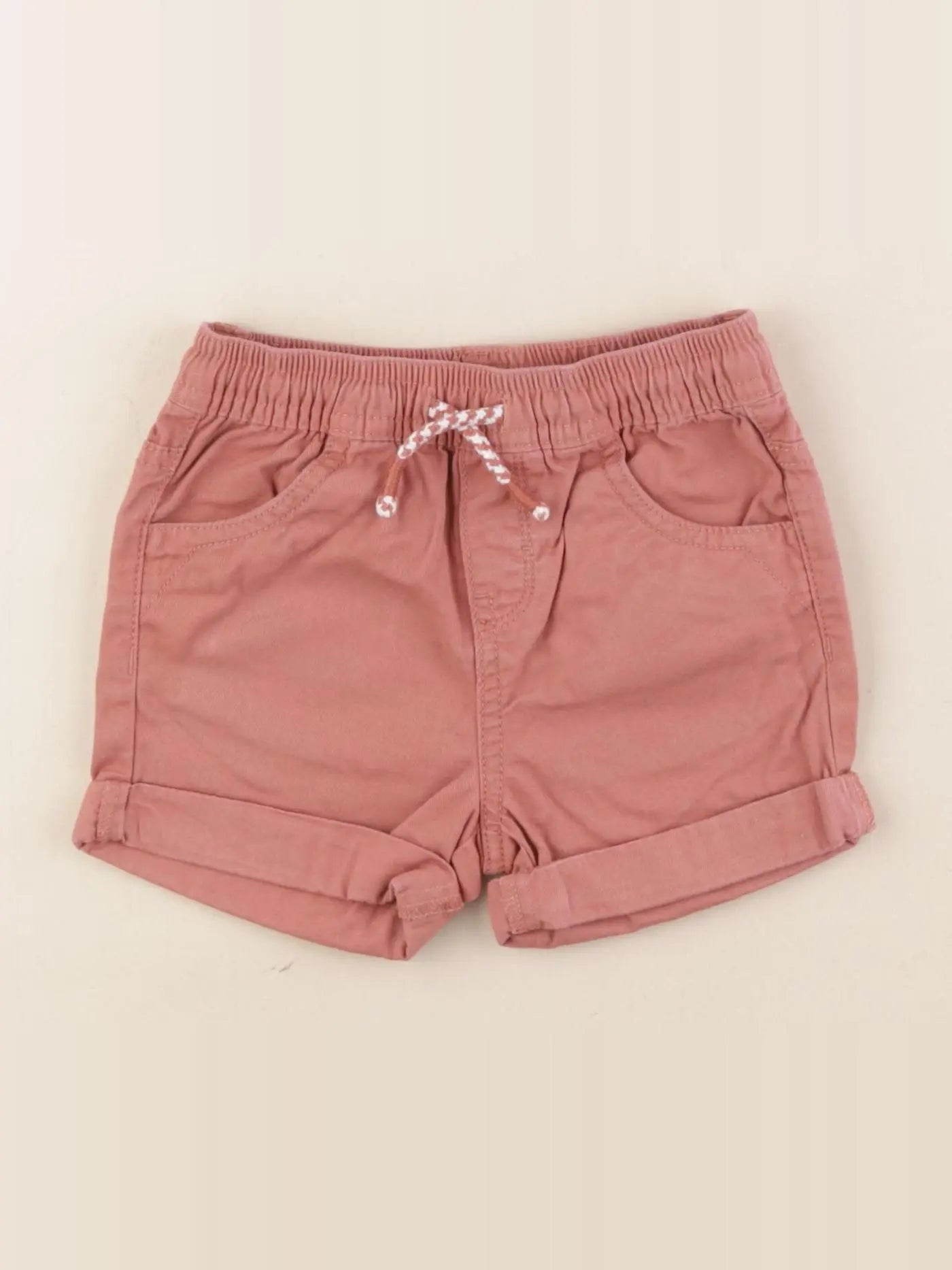Vertbaudet - short rouge - 18 mois