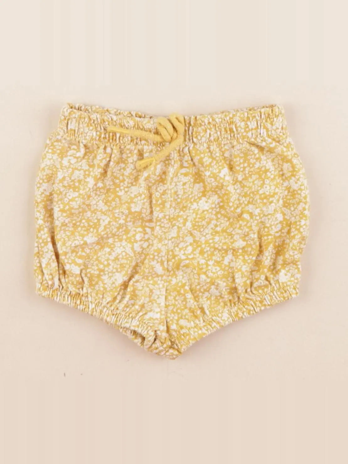 Vertbaudet - short jaune - 6 mois