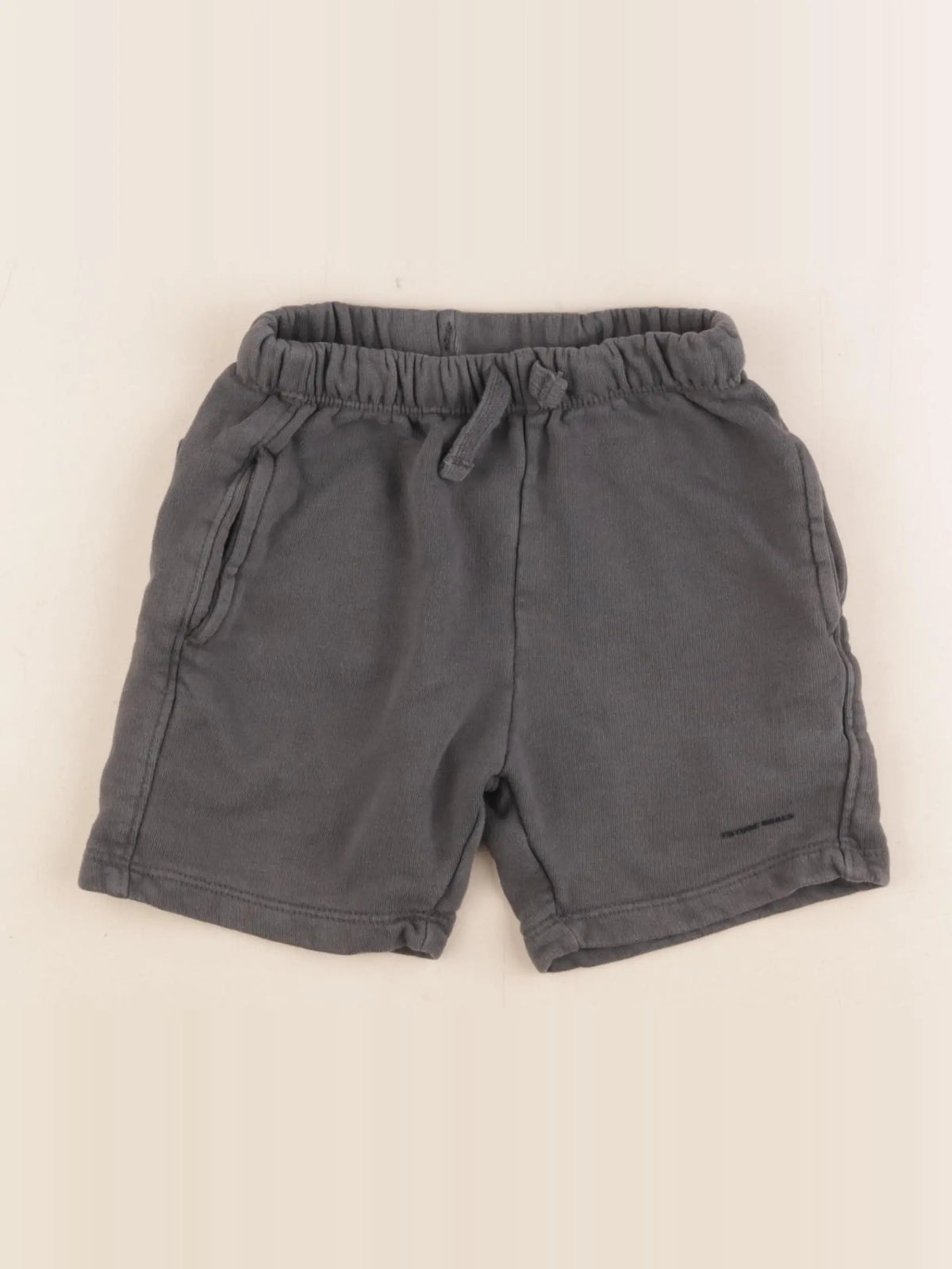 Zara - short vert - 6 ans