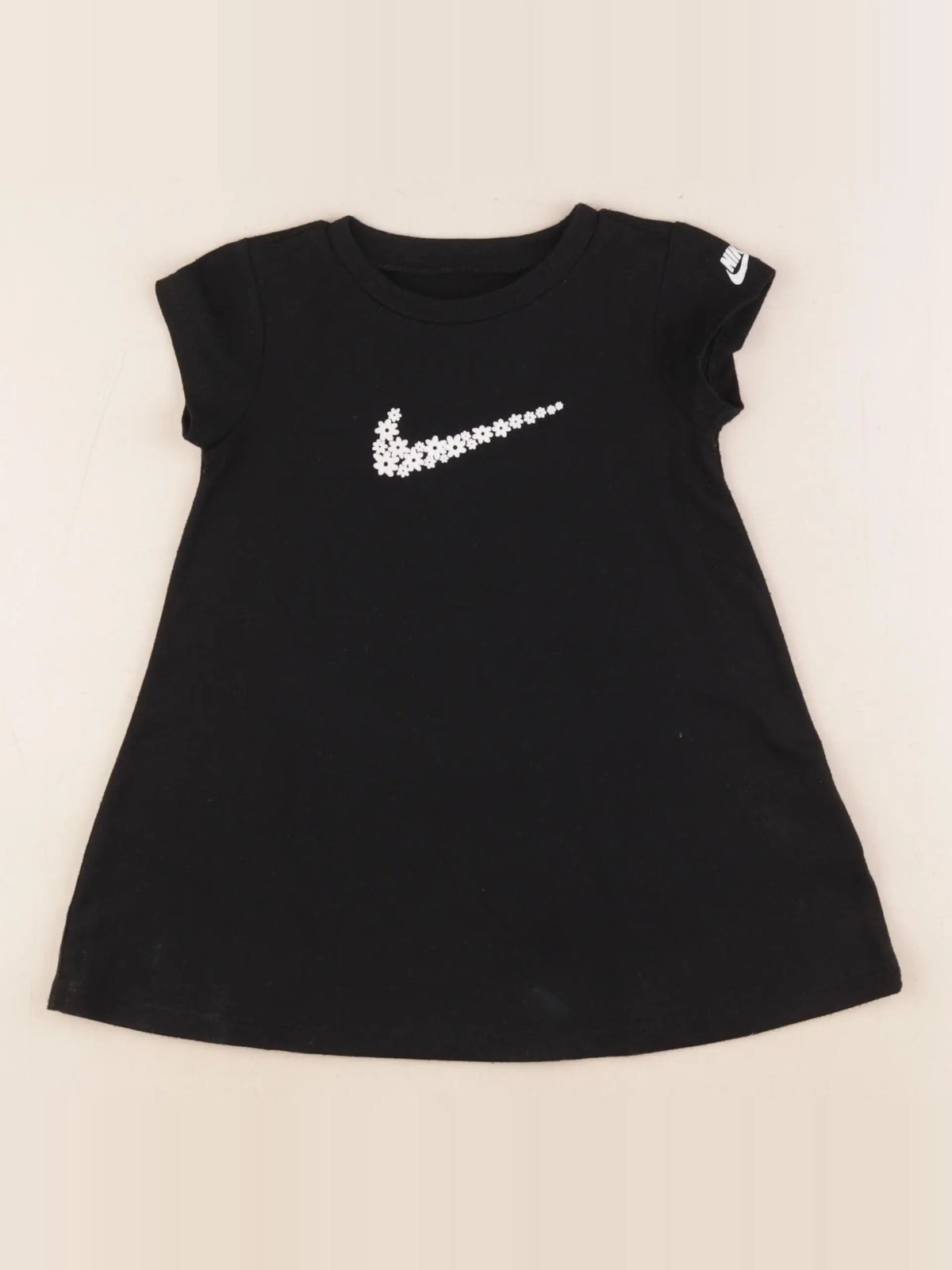 Nike - robe noir - 18 mois